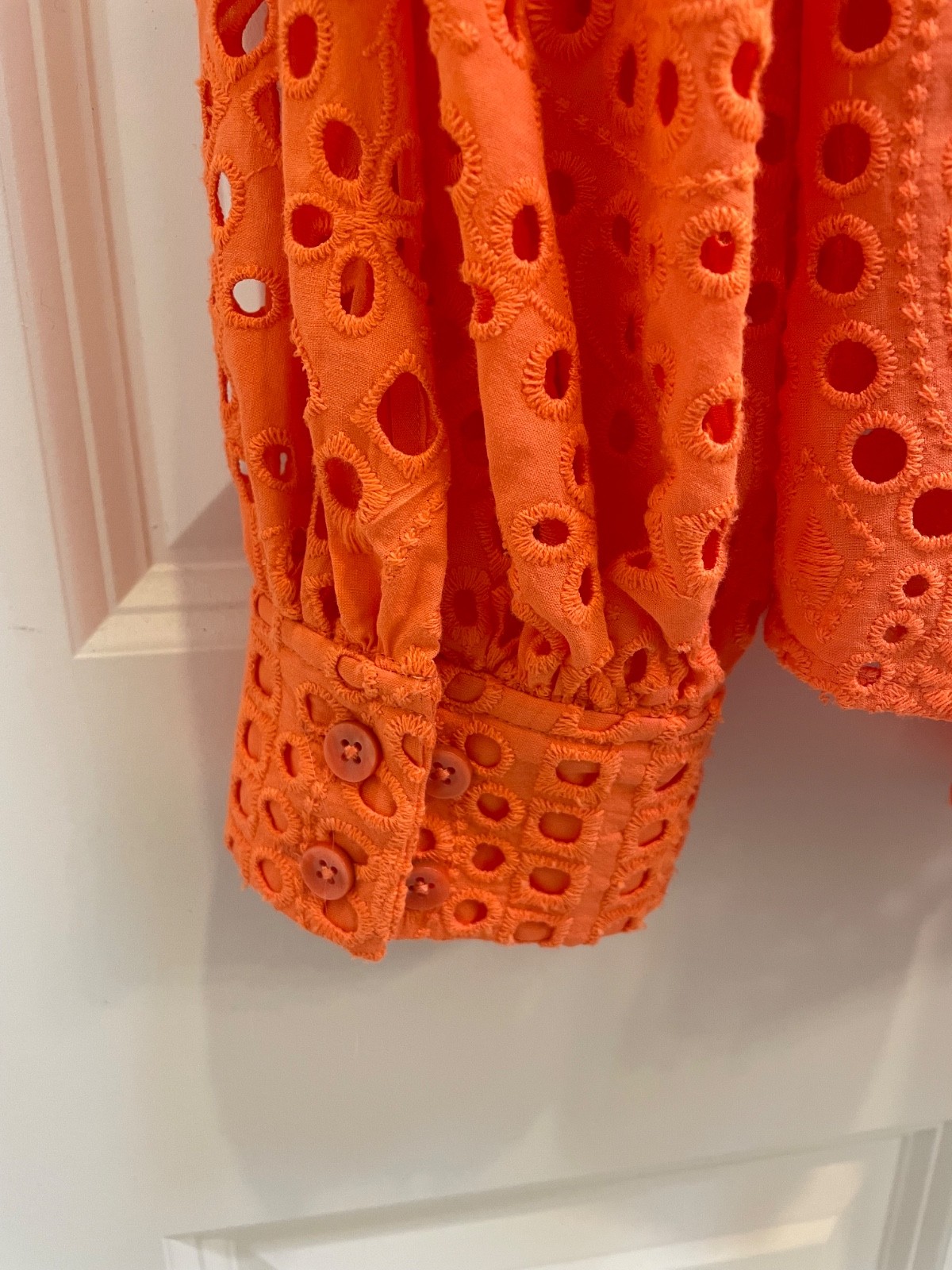 Chicos long sleeve women’s Eyelet Blouse Citrus Orange color SZ 2 US 12/14