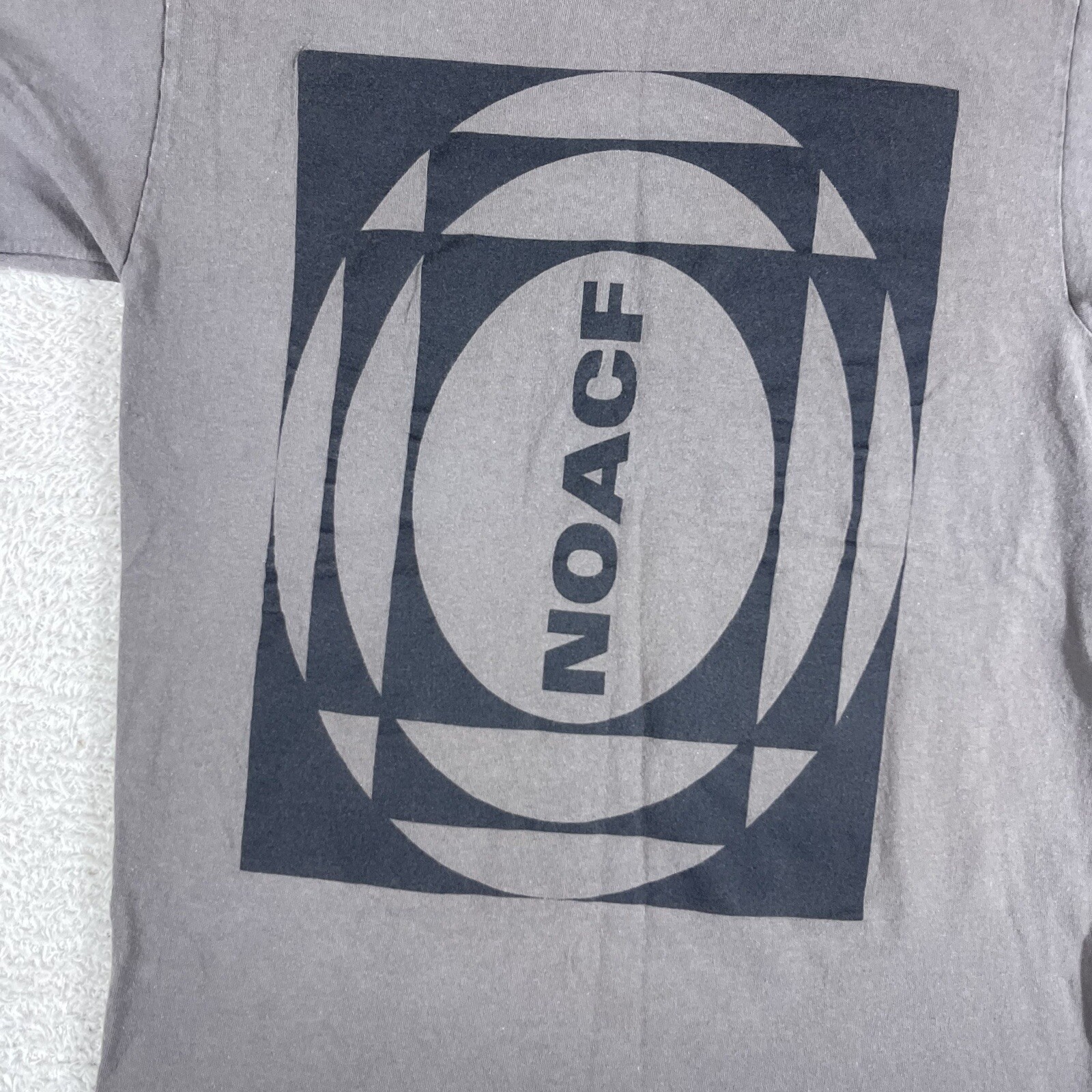 The 1975 T-Shirt Mens Small Gray Notes on a Conditional Form Tour Band NOACF