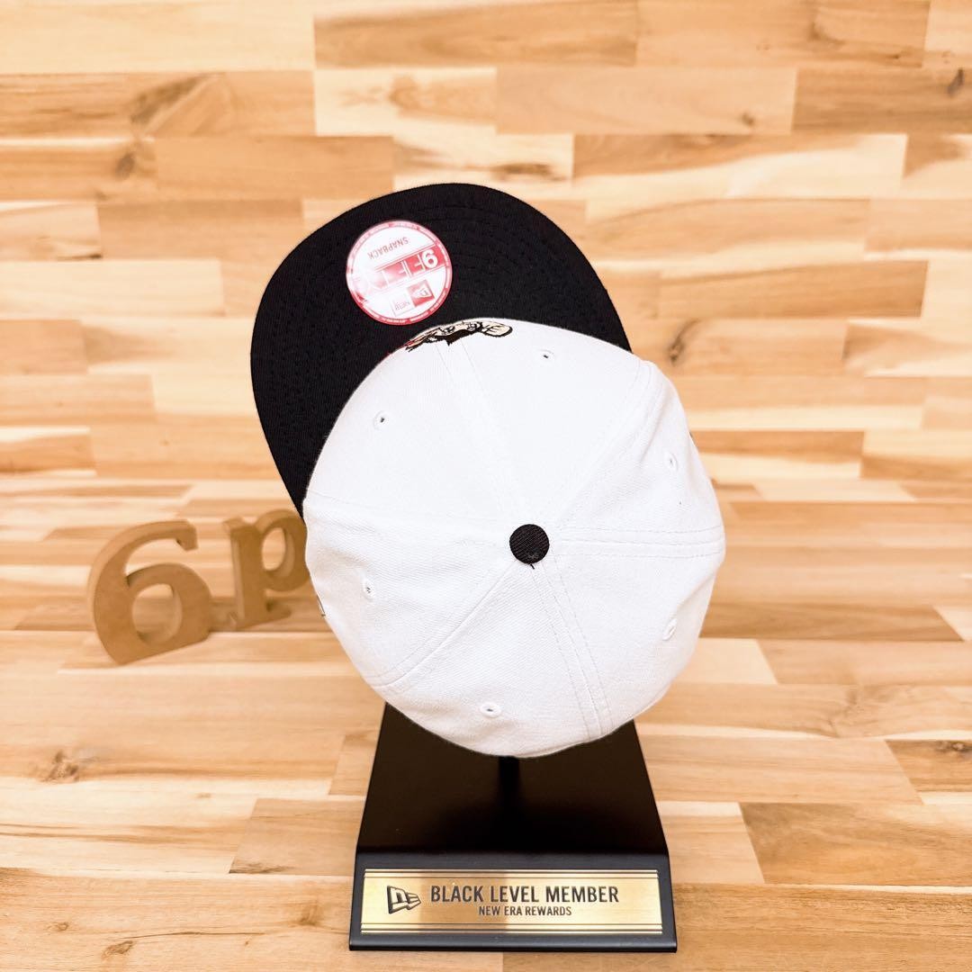 New Era Astro Boy 9FIFTY White Black Cap Collectible 15+