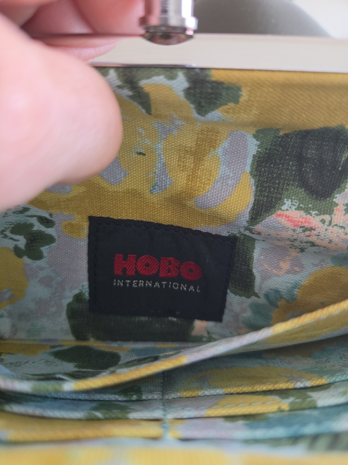HOBO International Black Genuine Leather Kiss Lock Frame Clutch Wallet Floral