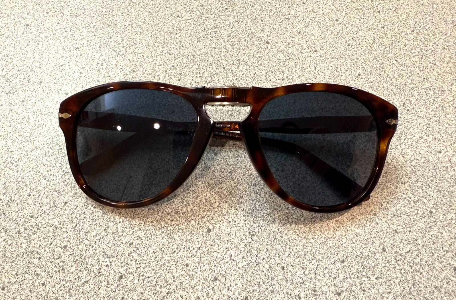 Persol 714 Men’s Folding Sunglasses Tortoise Havana/Polarized Blue Gradient Lens