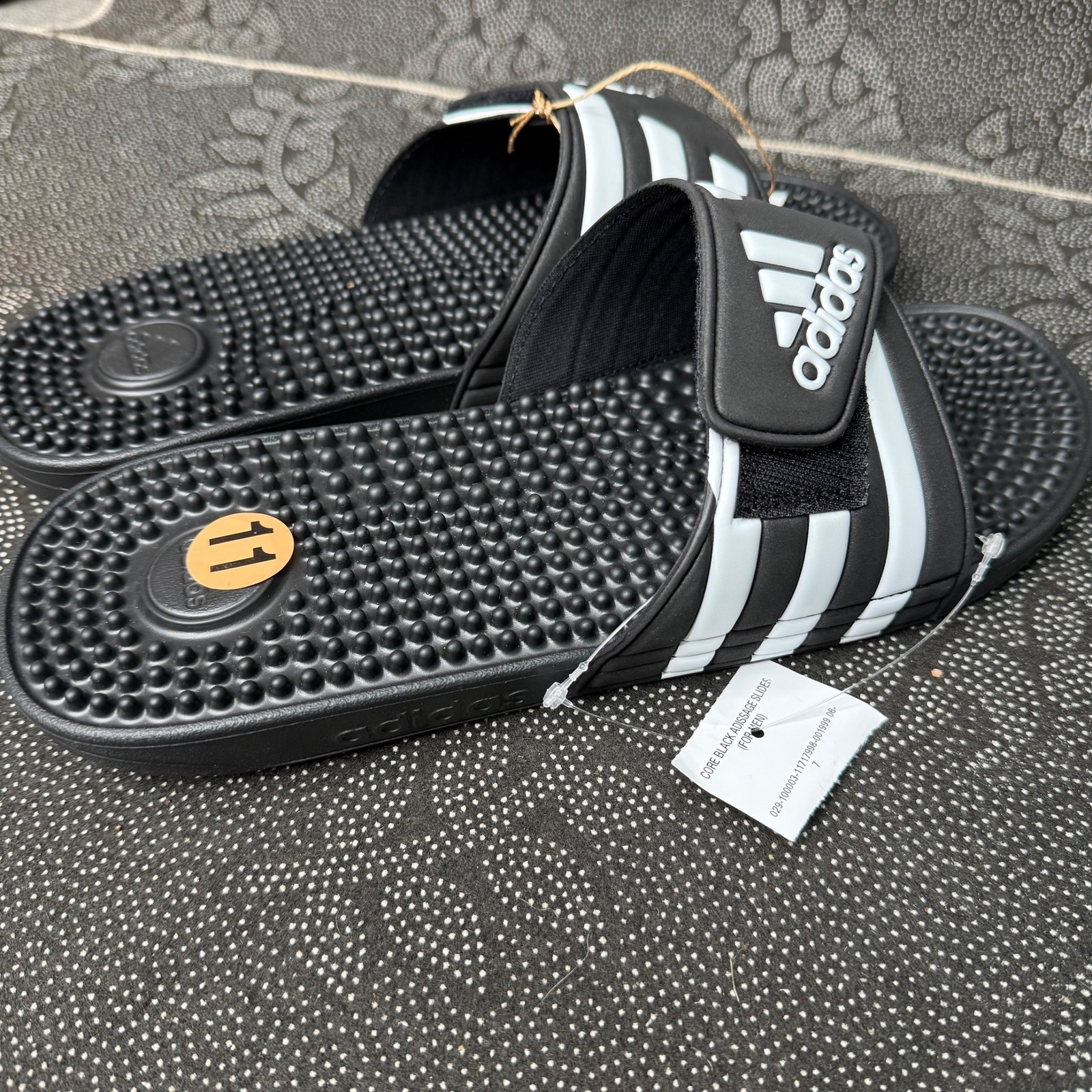 Adidas Adissage Mens Slide Sandals Size 11/12 Black & White Adjustable Strap