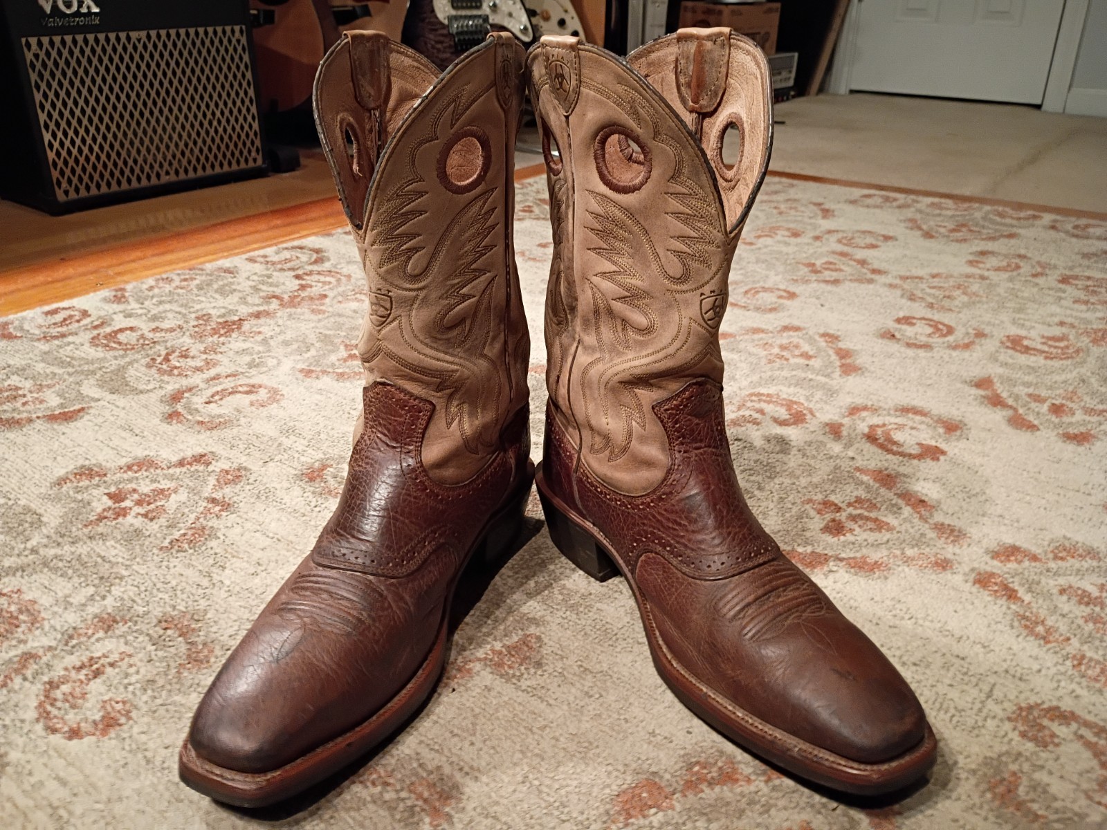 ARIAT ROUGHSTOCK BROWN BULLHIDE LEATHER SQUARE TOE COWBOY BOOTS #34828 MEN’S 13D