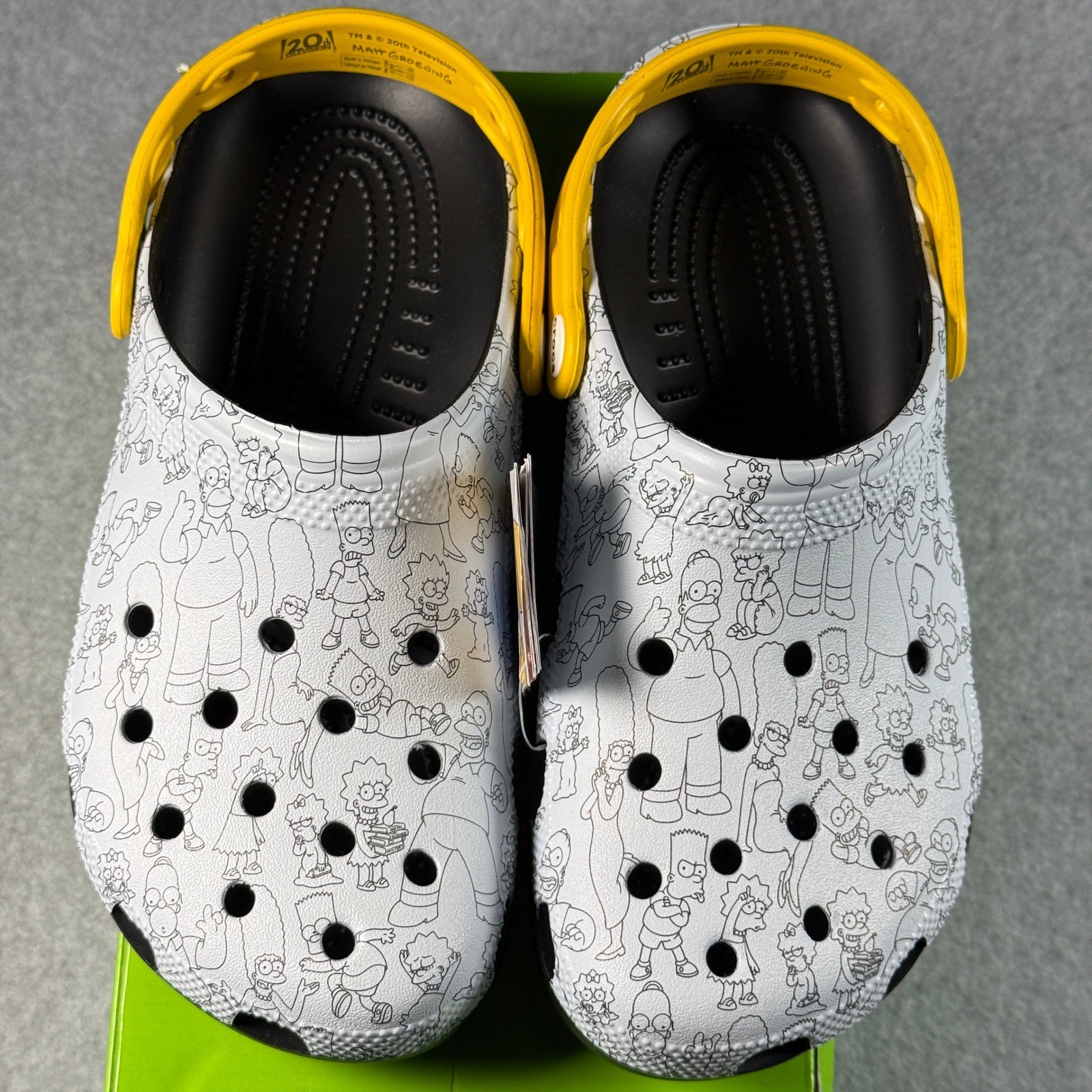 Simpsons x Crocs Classic Clog Sketch Print Yellow Strap Men’s 7 Women’s 9 NIB