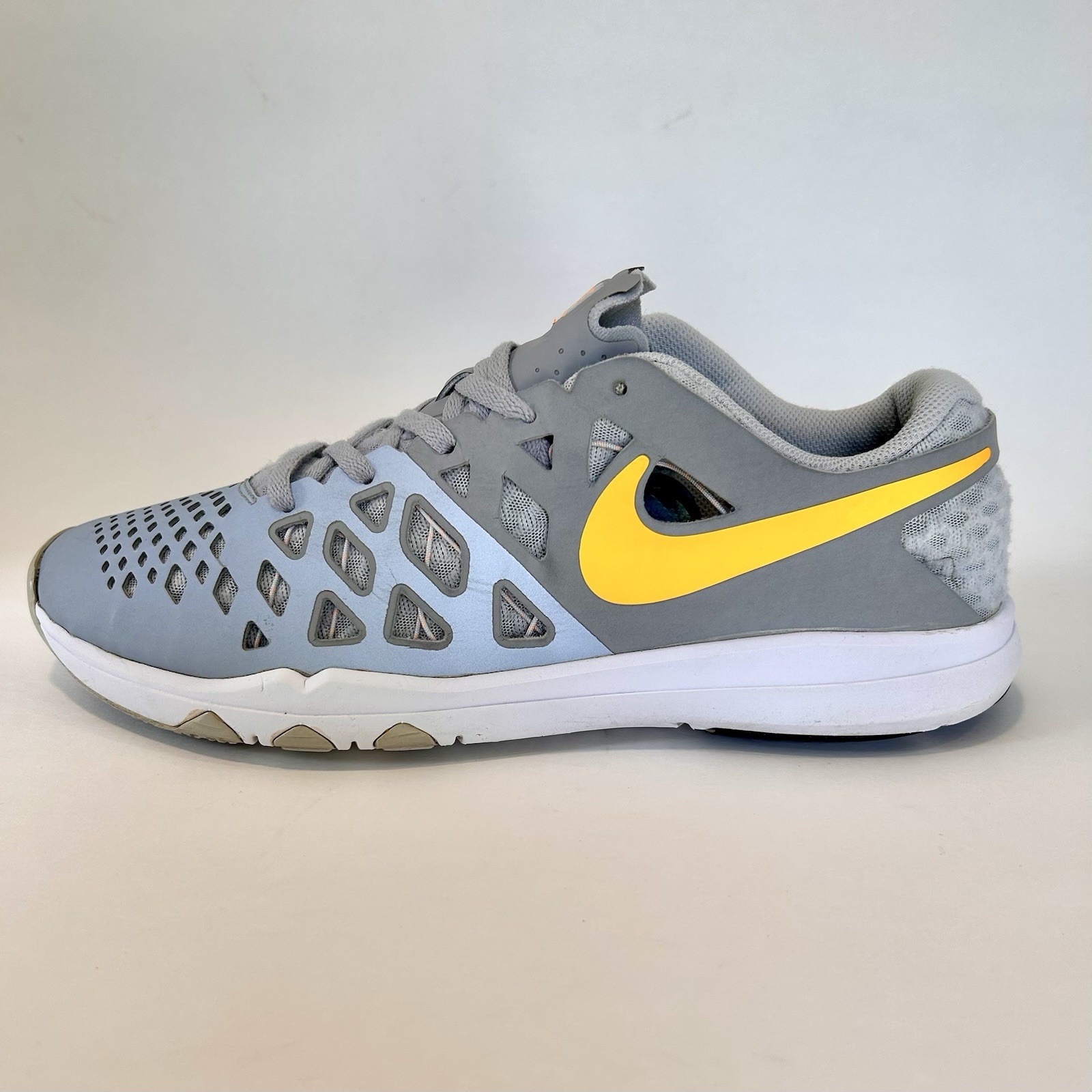 Nike Train Speed 4 Men’s 10.5 Gray Orange Training Shoes 843937-003