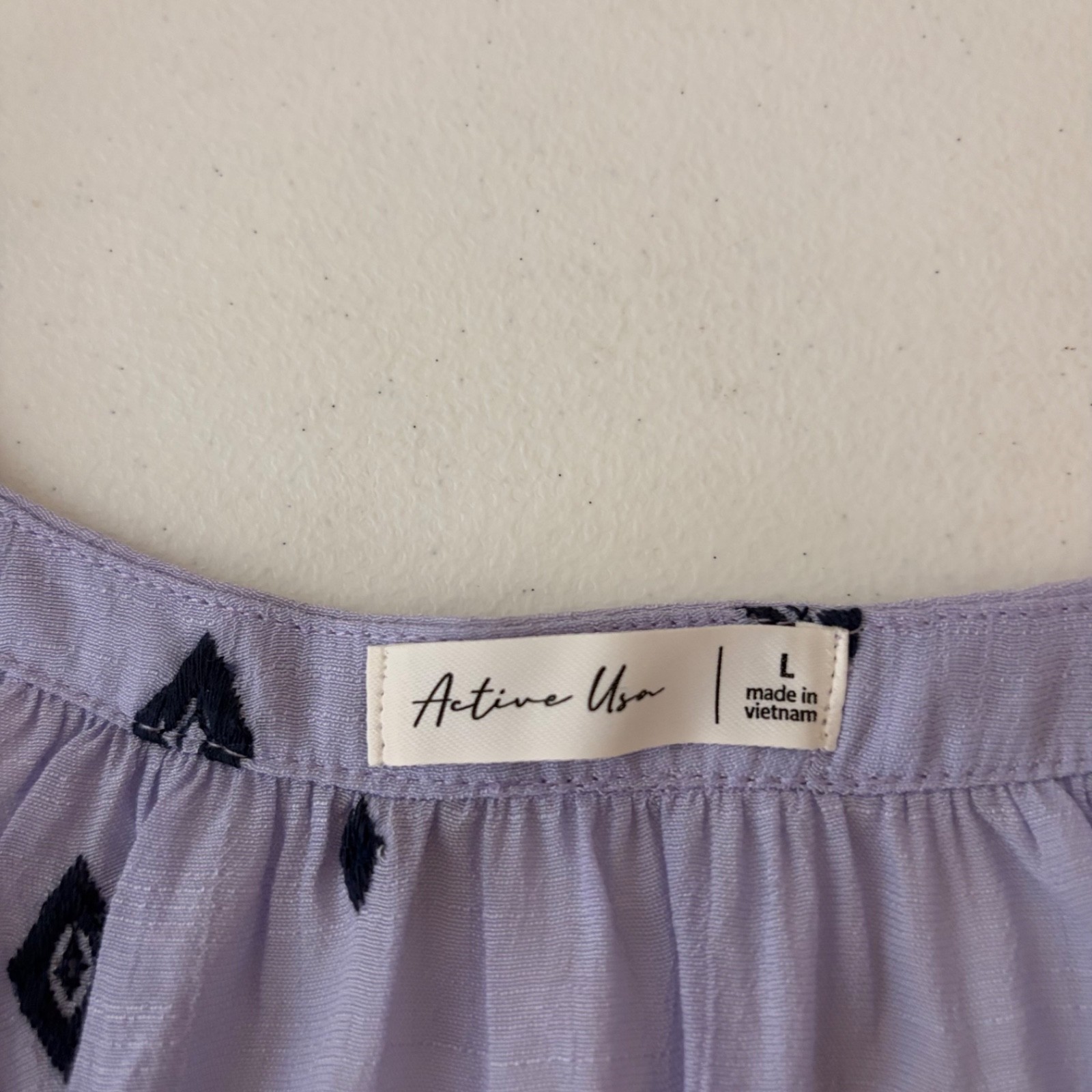 Active USA Blouse Women’s Large Purple Sheer Short Sleeve V-Neck Lightweight