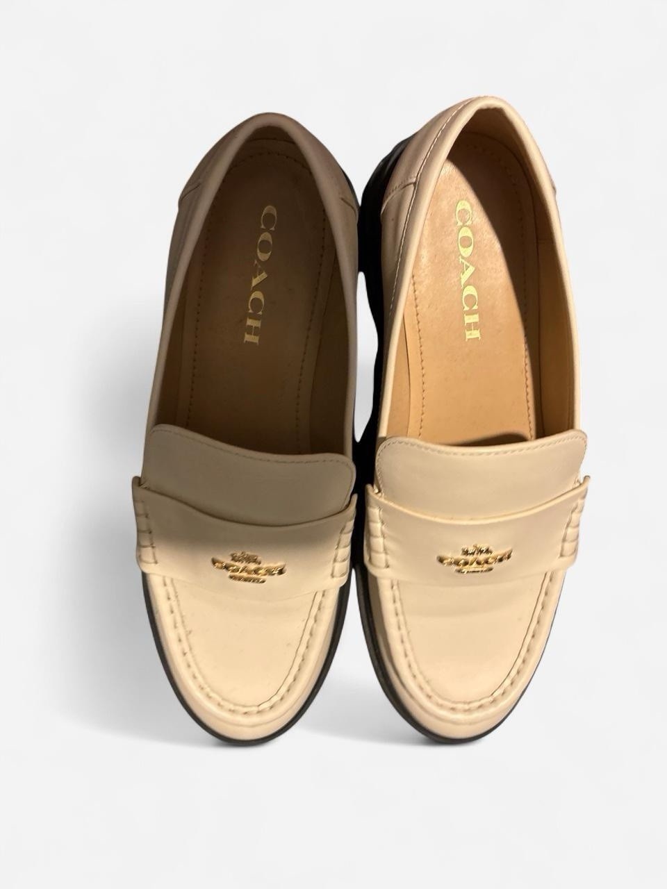 Coach Ruthie Leather Lug Sole Loafer Shoes Chalk Off White Gold Horse & Carriage
