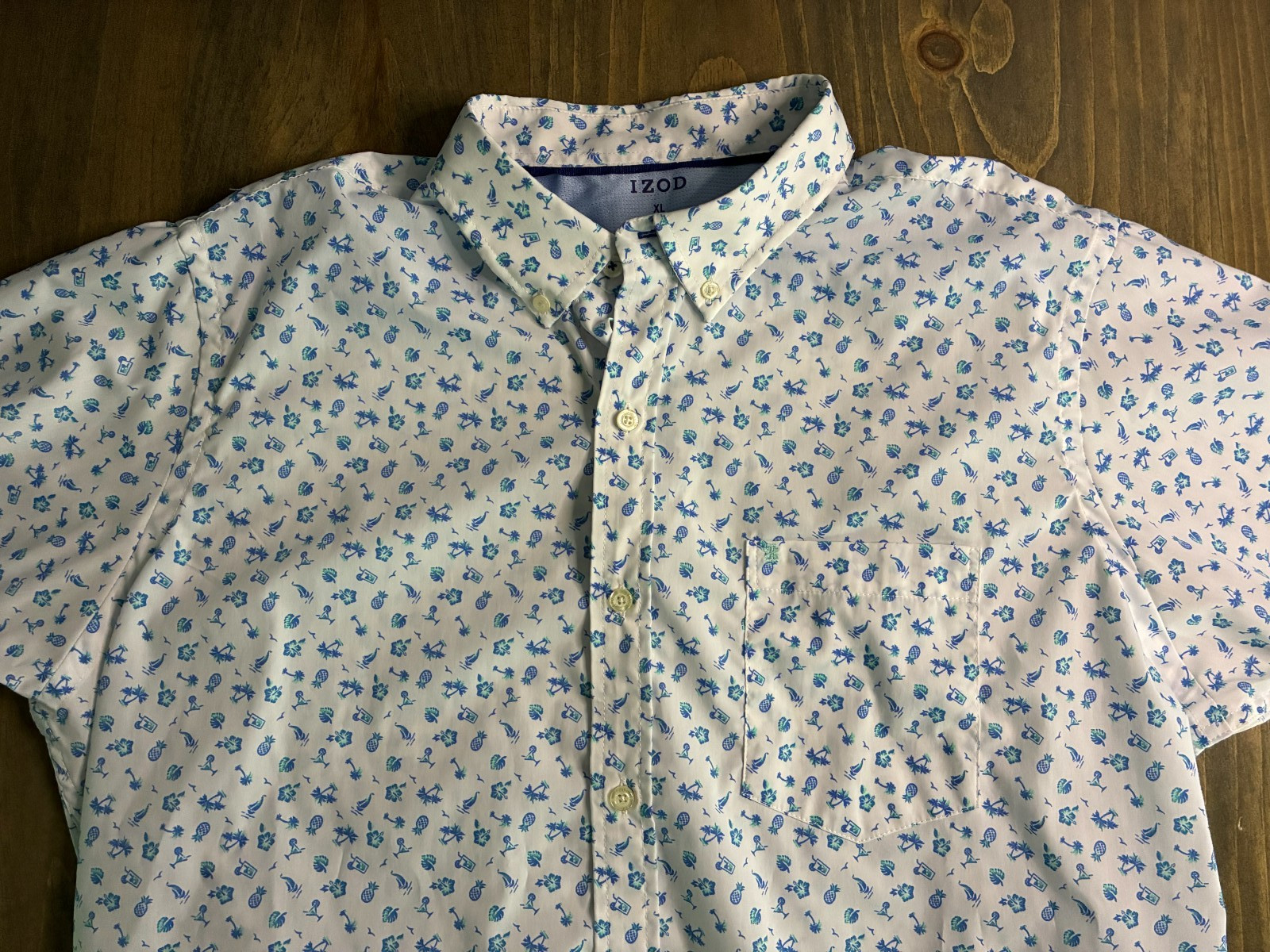 Izod Golf or Casual Button Down Shirt Men XL , Fun Summer Pattern Short Sleeve