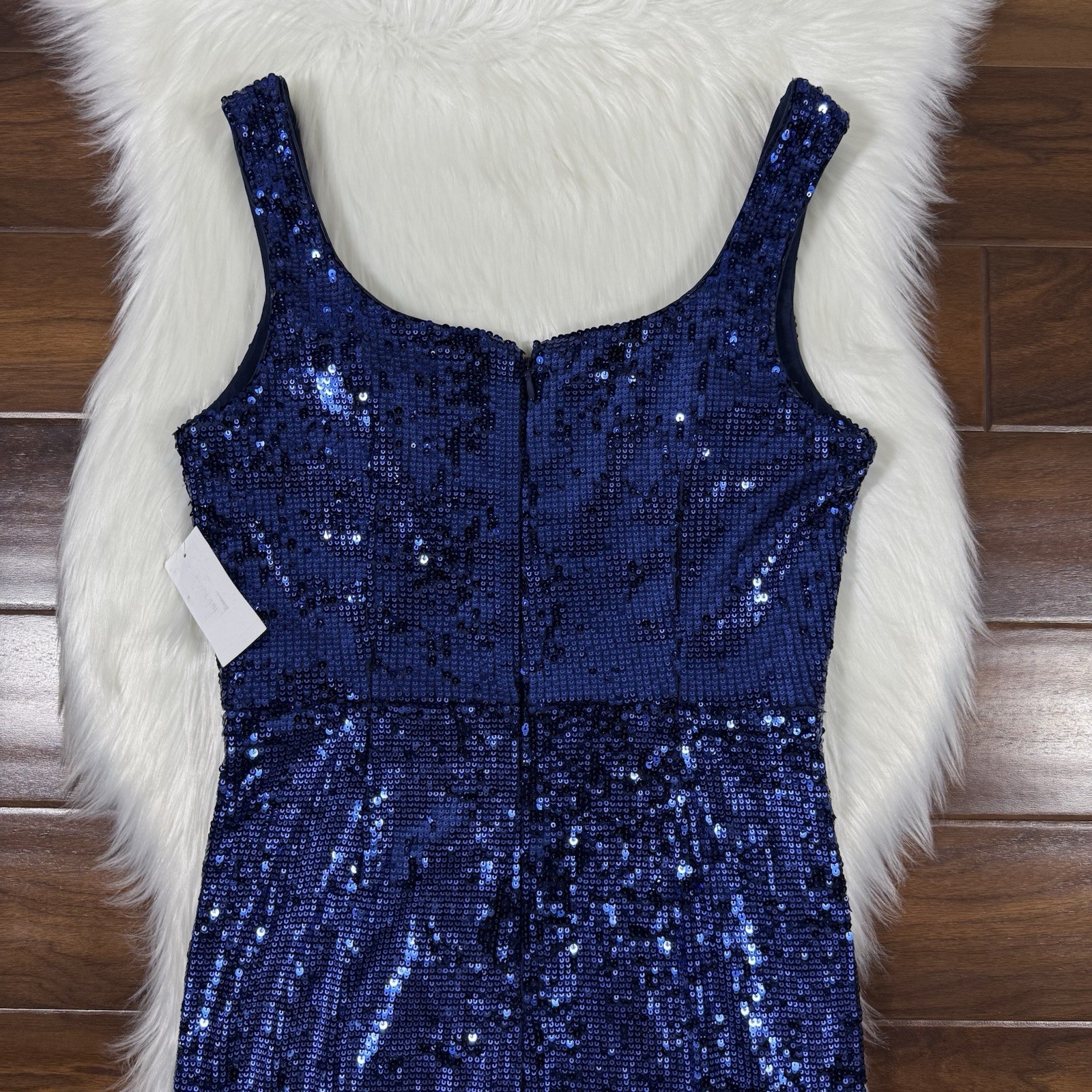 Dress the Population Size Medium Blue Sequin Sloane Sleeveless Sheath Dress