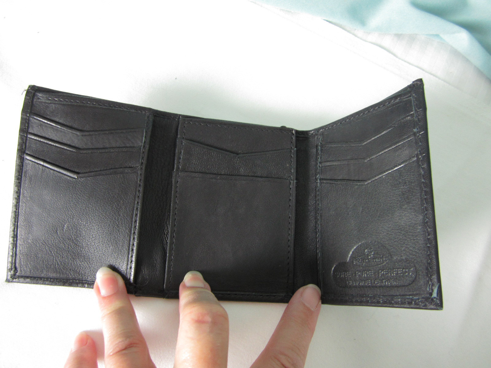 Mens Marshall Leather Wallet Black Billfold 8 card slots plus ID Window New