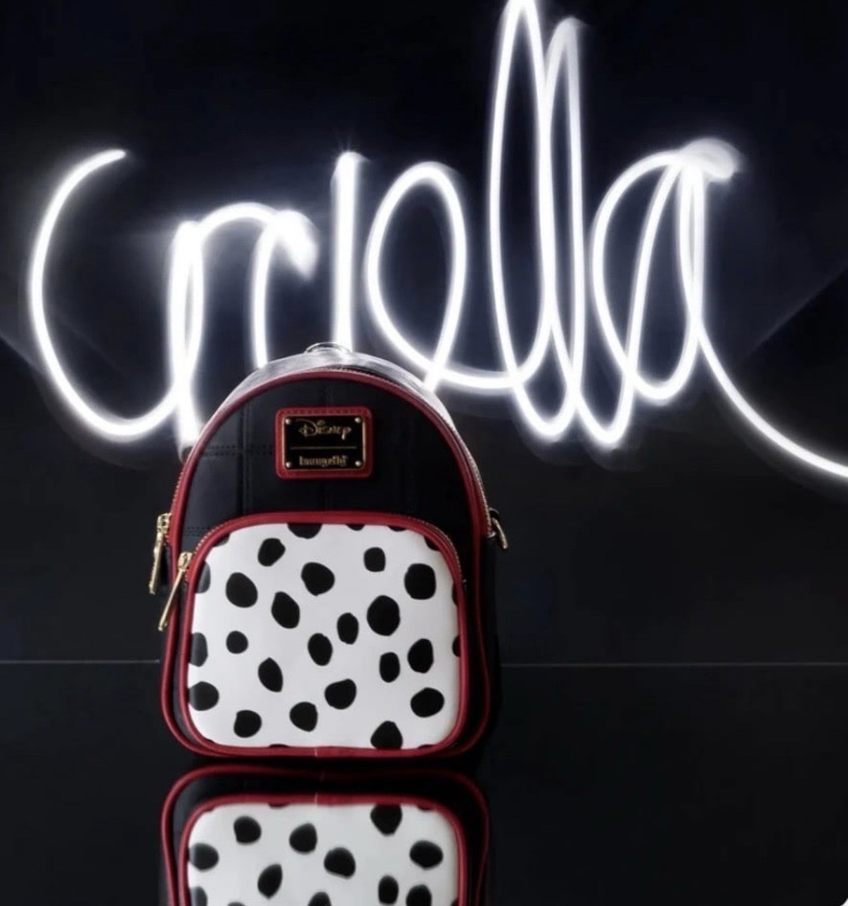 NWT Eight3Five Exclusive Disney Cruella Convert. Loungefly Backpack/crossbody