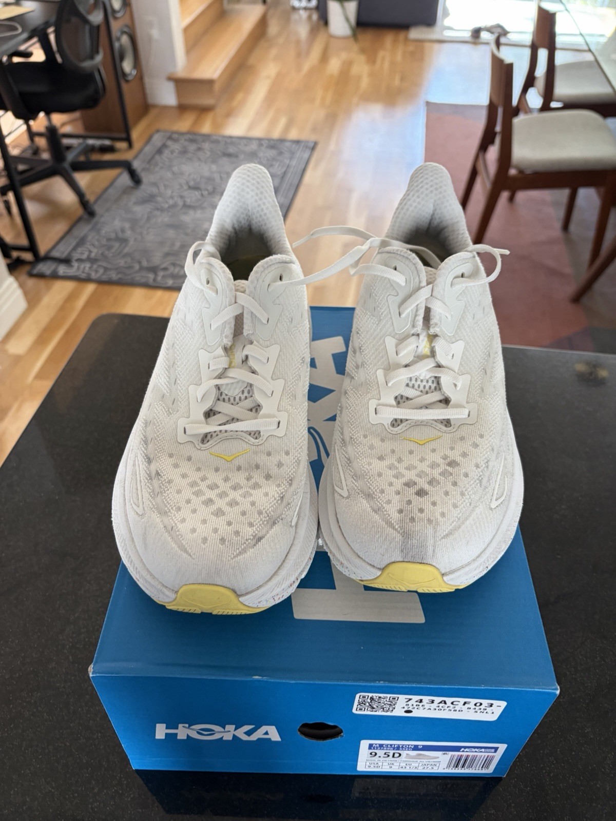 Hoka Clifton 9 Lemonade 9.5M