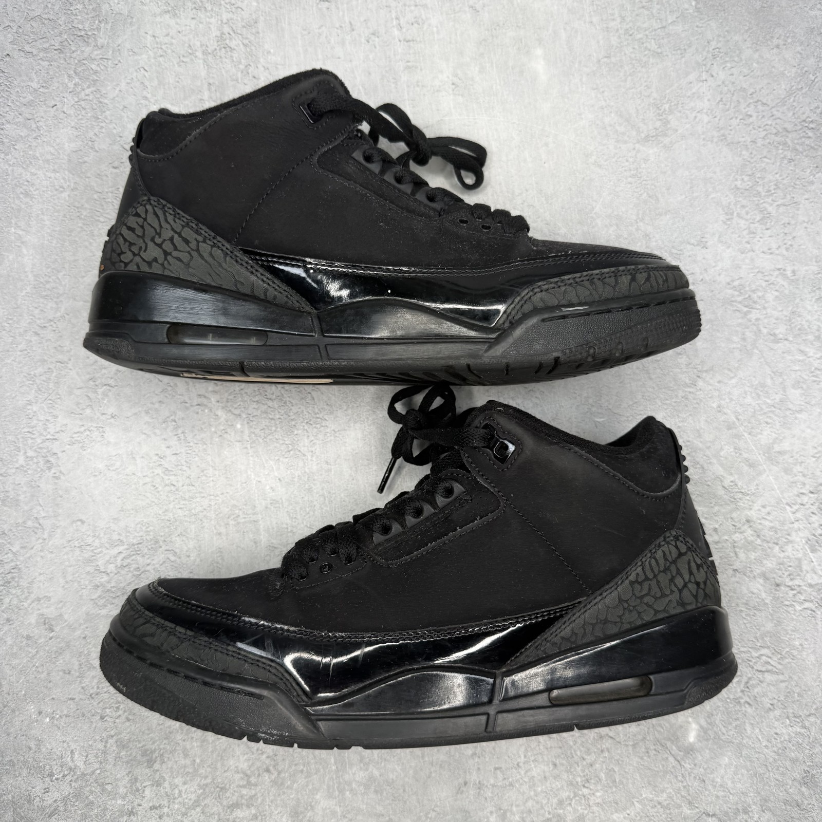 Jordan 3 Retro Black Cat (2025) used 8M/9.5W
