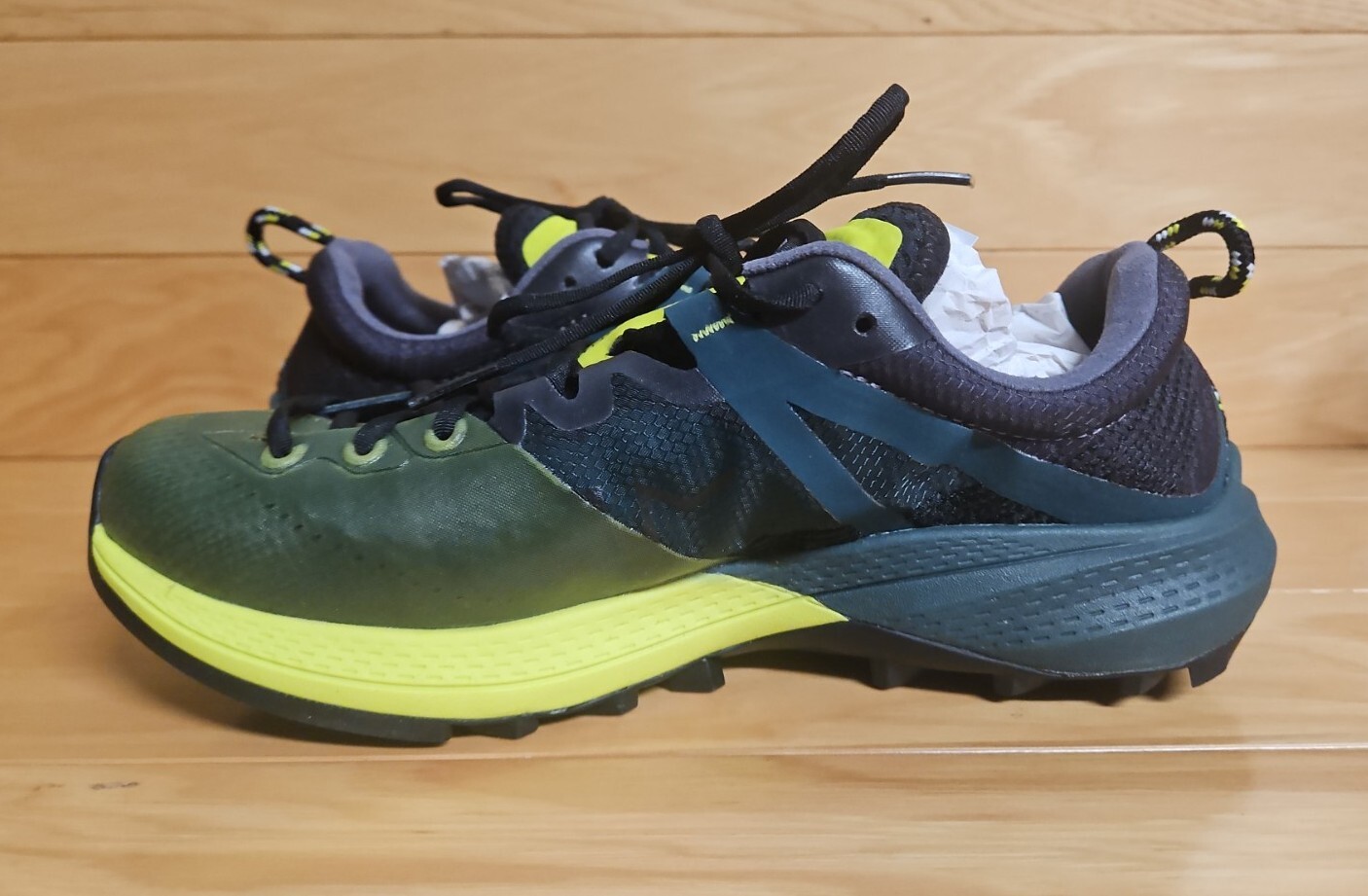 Merrell MTL MQM Womens Hiking TRAIL Running 7.5 Shoe Sneaker Hi Vize Jade Green
