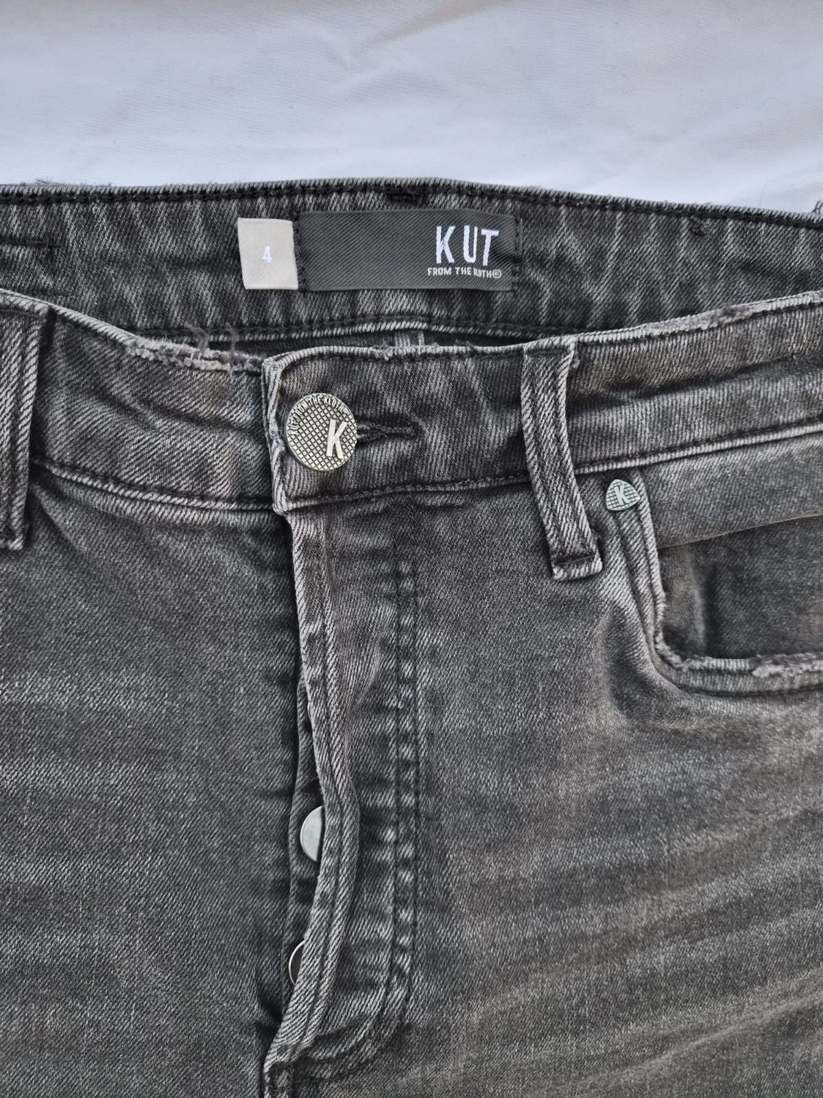 KUT from the Kloth Women’s Straight Leg Black Denim 5-Pocket Button Jeans