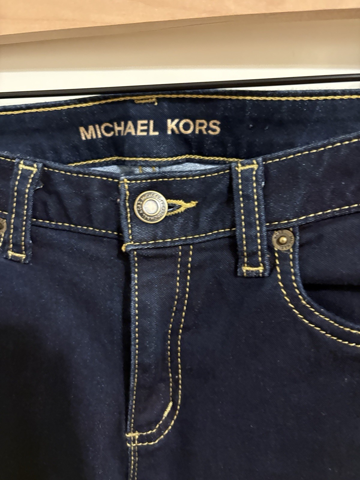 Michael Kors “Izzy” Women’s Skinny Jeans – Dark Wash Slim Fit Denim (Size 4)