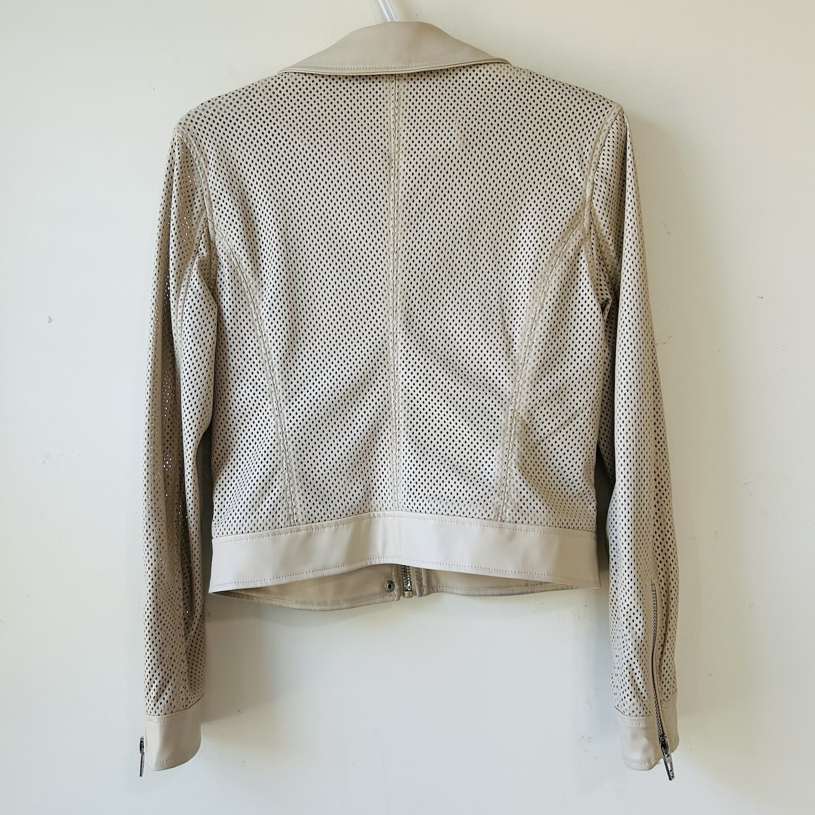 Blank NYC Imelda Cream Perforated Vegan Leather Moto Zip Jacket Womens Sz XS