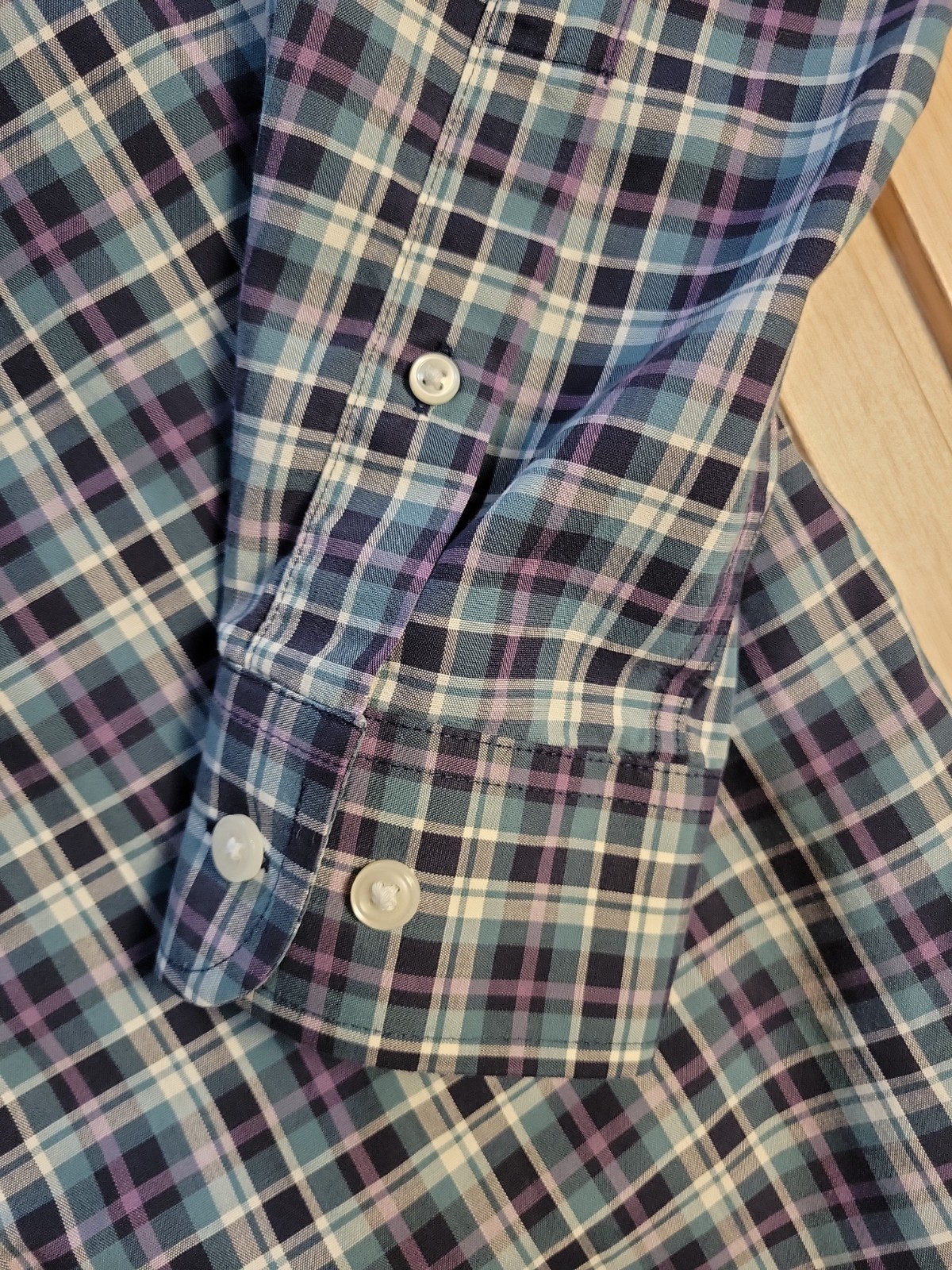 LL Bean Slightly Fitted Shirt Men’s Sz S Reg Blue/Black/White/Purple Plaid