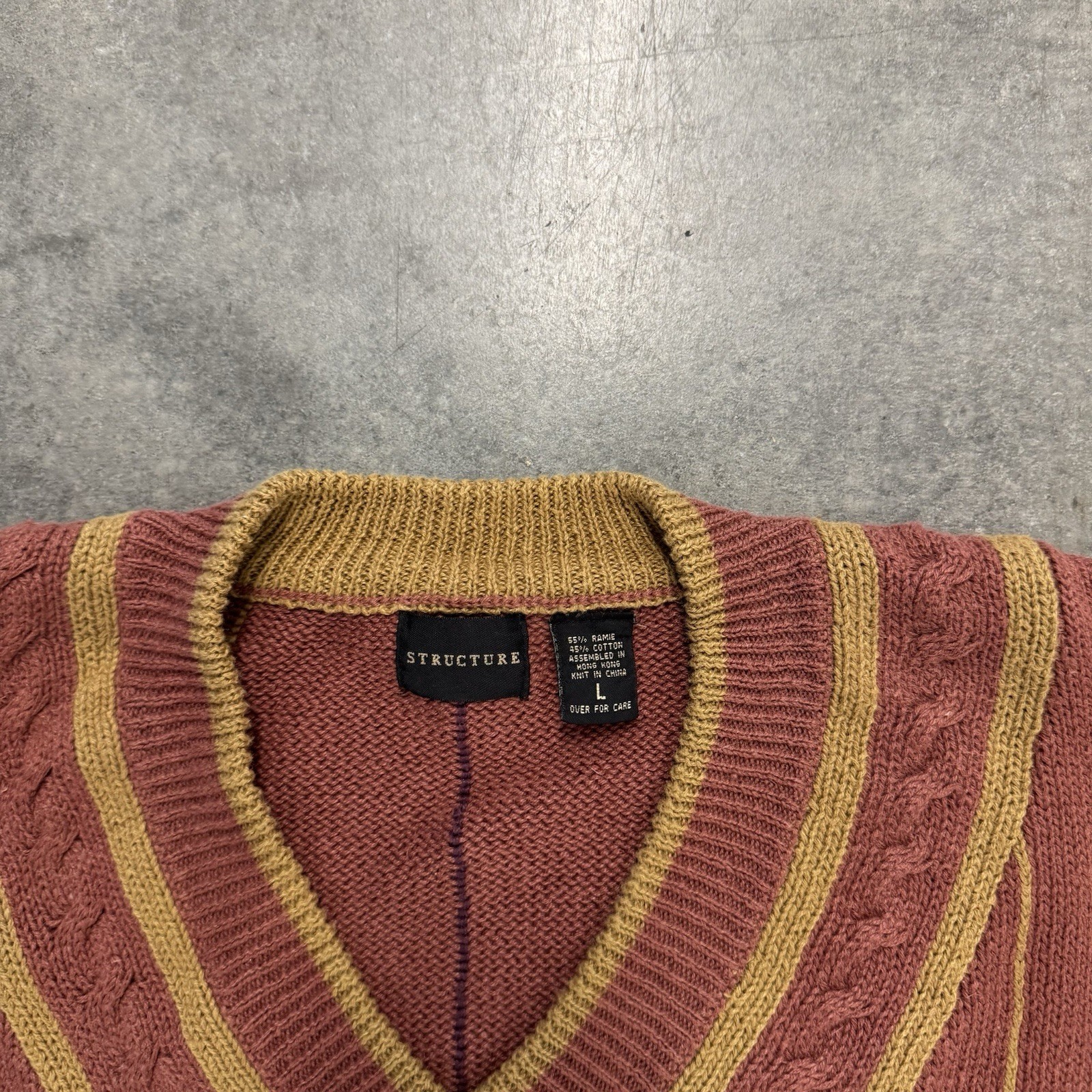 Vintage Structure Men’s Striped Cable-Knit V-Neck Sweater Chunky Large