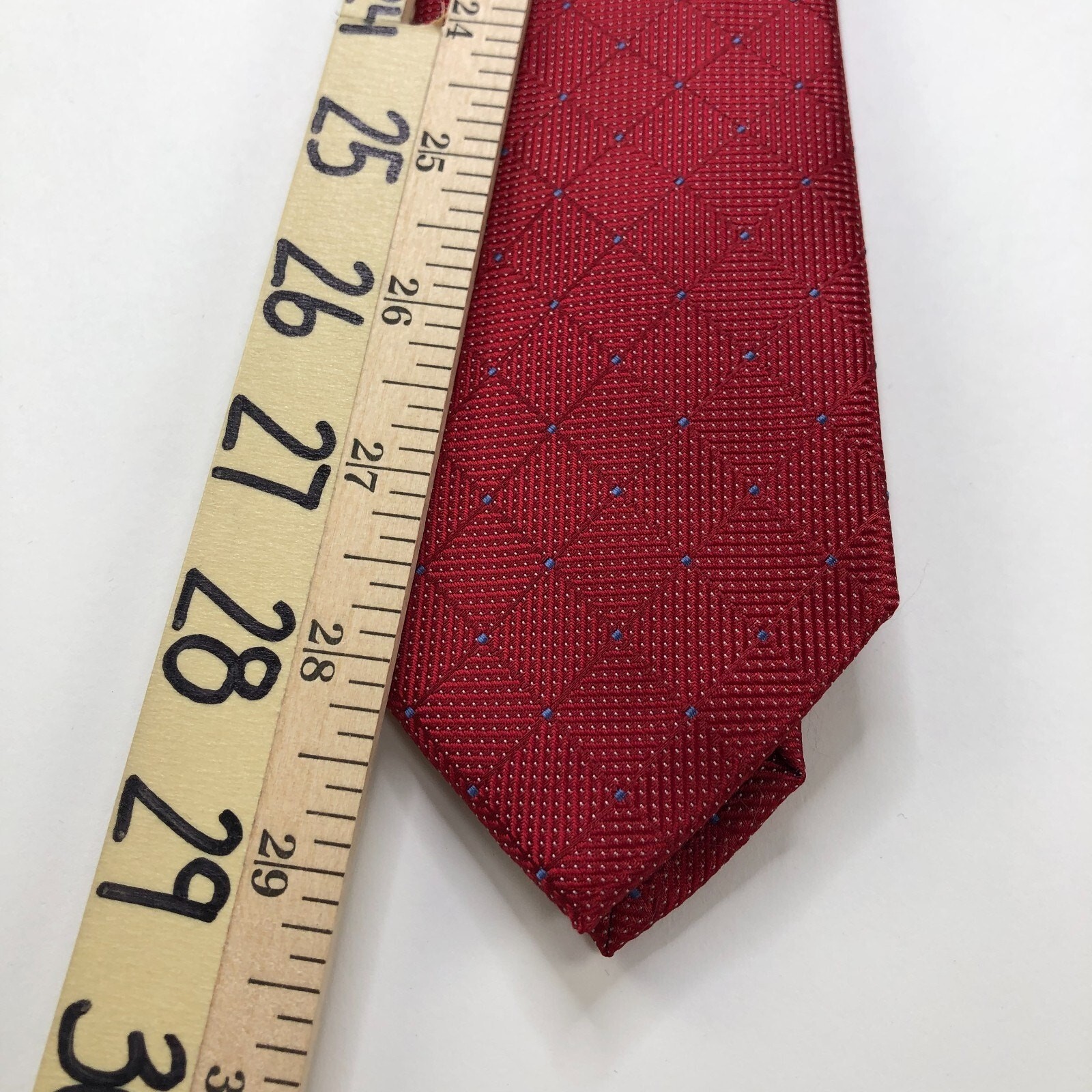 Perry Ellis Portfolio NEW Red 100% Polyester Neck Tie Geometric 2.75 In /58-in