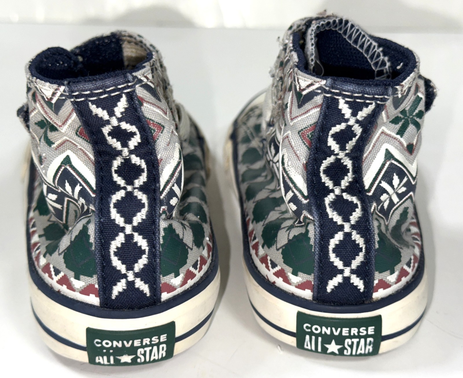 Converse Chuck 70 Ash Stone Holiday Sweater Winter Snowflake High Sneaker Shoe 8