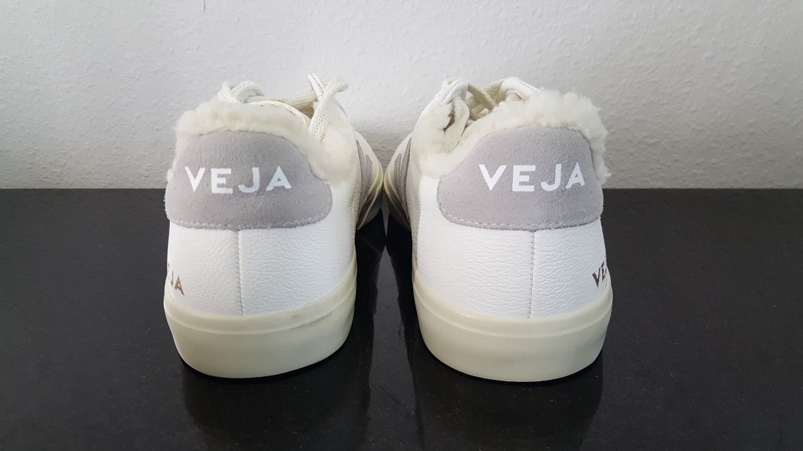 VEJA Campo V12 Unisex Fleece Lined SNEAKERS White Off/ Natural Size W9 /M7