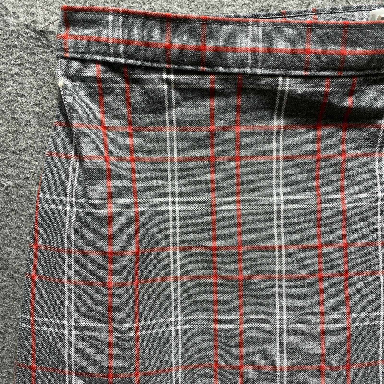 Becky Thatcher Elderwear Plaid School Long Skirt Size 14.5 Shorts Attached Gray