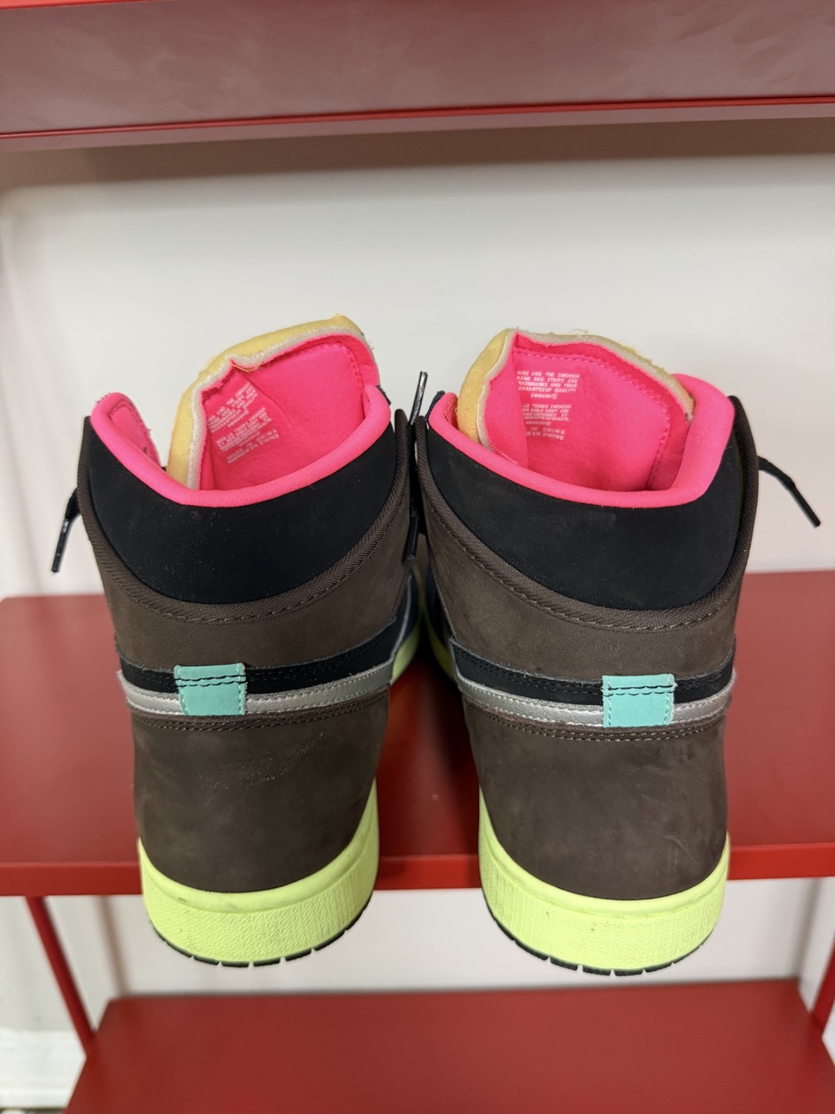 Size 11 – Jordan 1 Retro High Tokyo Bio Hack