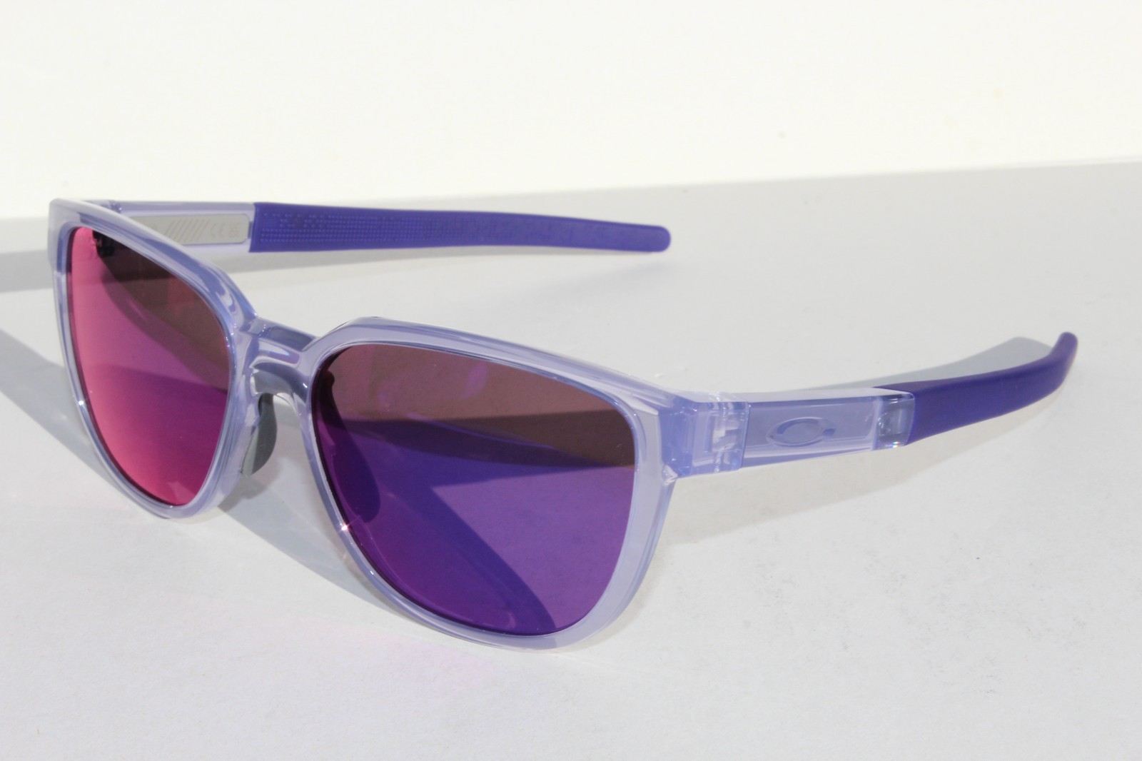 OAKLEY Actuator Sunglasses Transparent Lilac/Prizm Road OO9250-07 NEW
