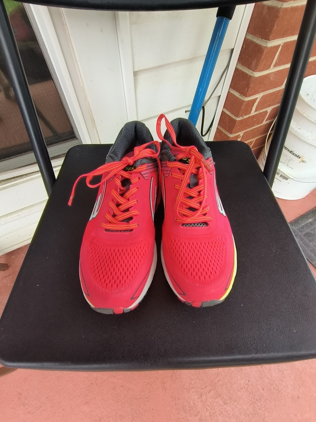 SPIRA WOMEN’S RUNNING SHOES AQUARIUS (size 7) VERY GOOD USED CONDITION CORAL