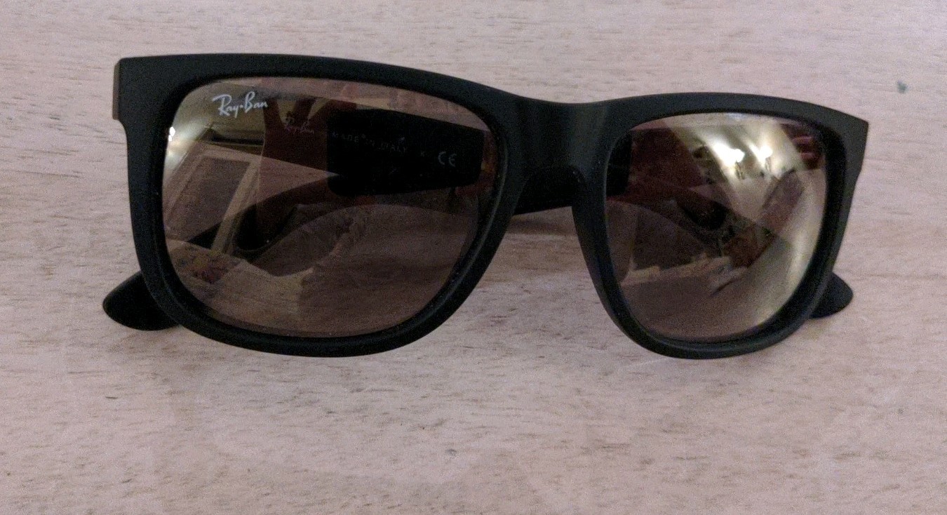 Ray-Ban Matte Rubber Black Sunglasses Justin RB4165 622/5A 54-16-145 Italy READ