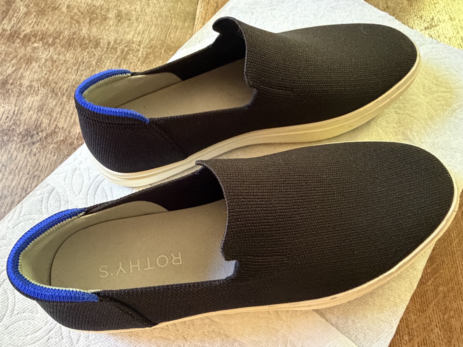 Rothy’s The City Slip On black sneaker Mens 10.5/Womens 12 – worn once!