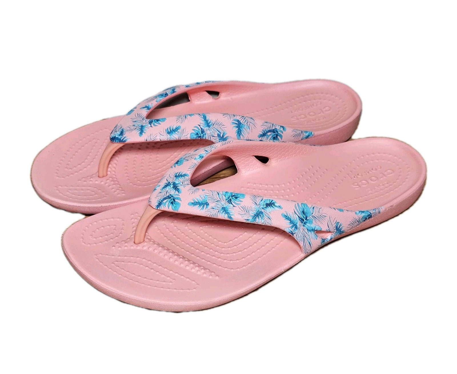 Crocs Flip Flops Women’s 8 Kadee 2 Coral Pink Melon Tropical Floral Sandals