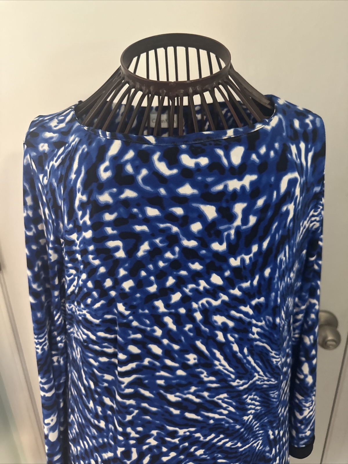 calvin klein 4 3/4 sleeve blue and white shift dress