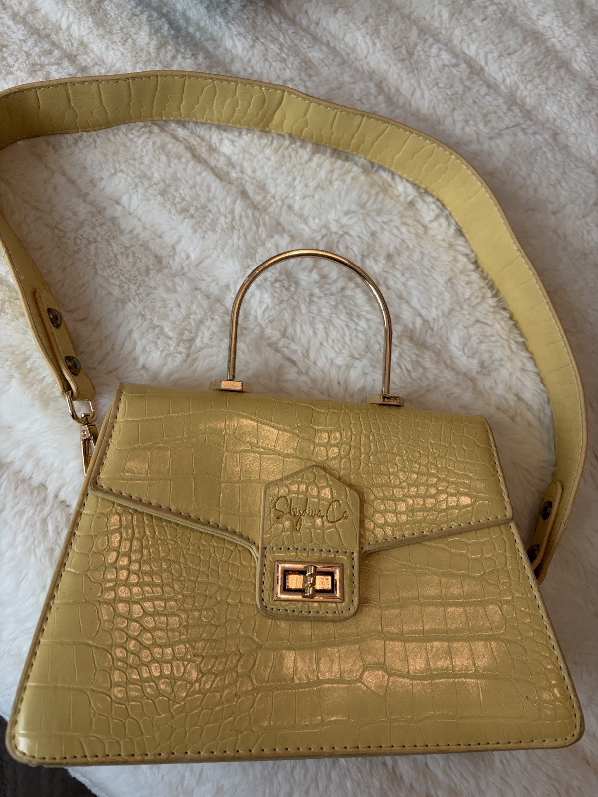Women’s Yellow Crocodile Embossed Small Satchel Top Handle Turn Lock, Strap