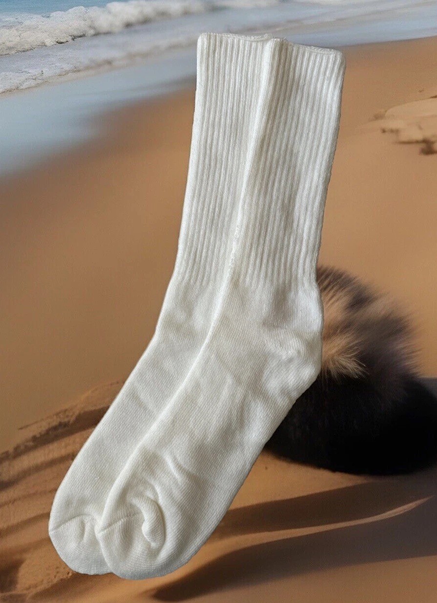 VTG Socks Acrylic Nylon Blend NOS 10-13 Crew 80’s 90’s Mid-Calf USA Men’s White