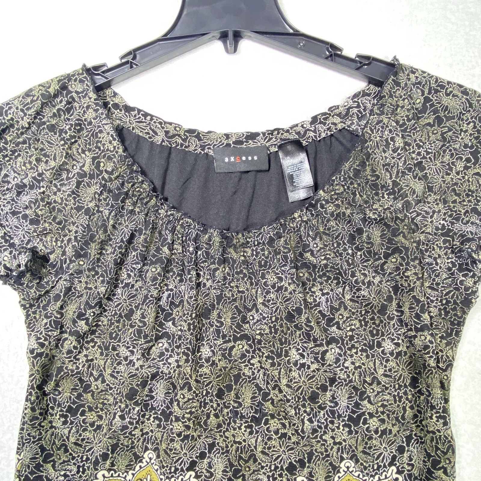 Axcess Liz Claiborne Two Tone Boho Top Women’s L Floral Lace Medallion Print