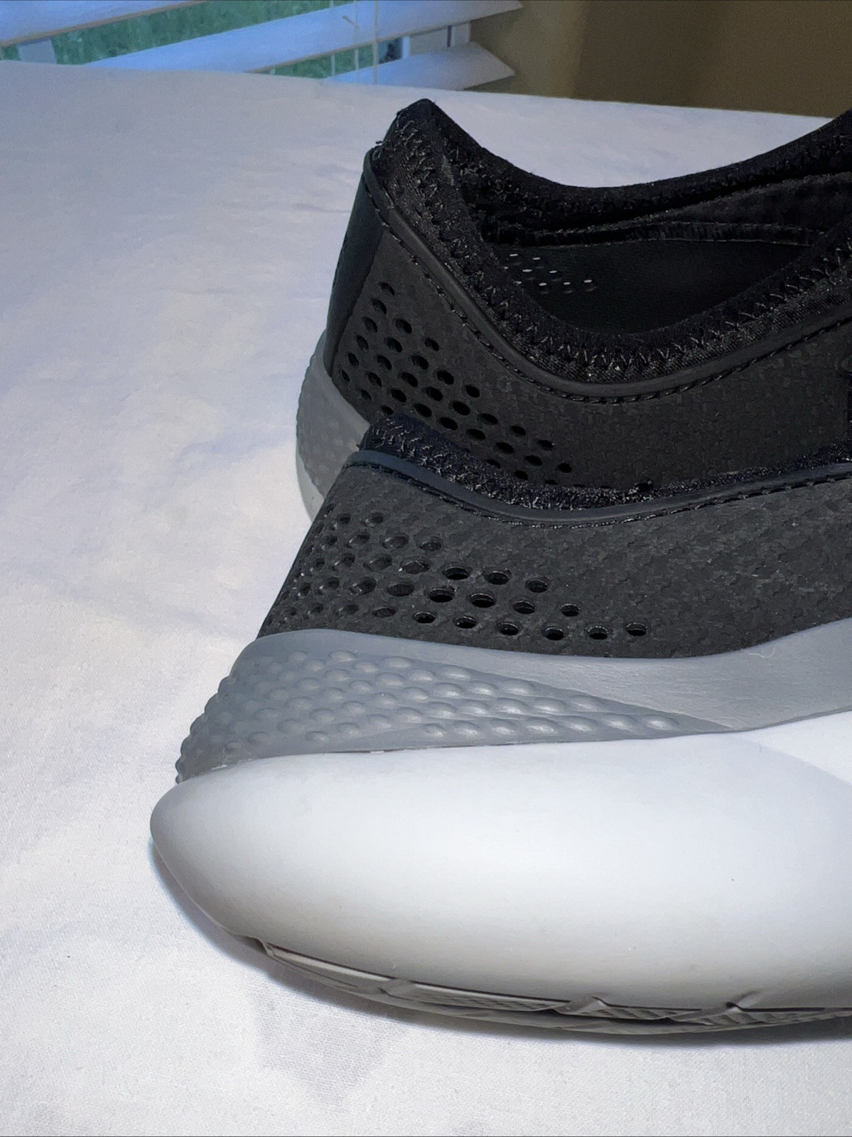 Crocs LiteRide 360 Pacer Black Slate Grey Athletic Shoe Men Sz 8 Lace Up Casual
