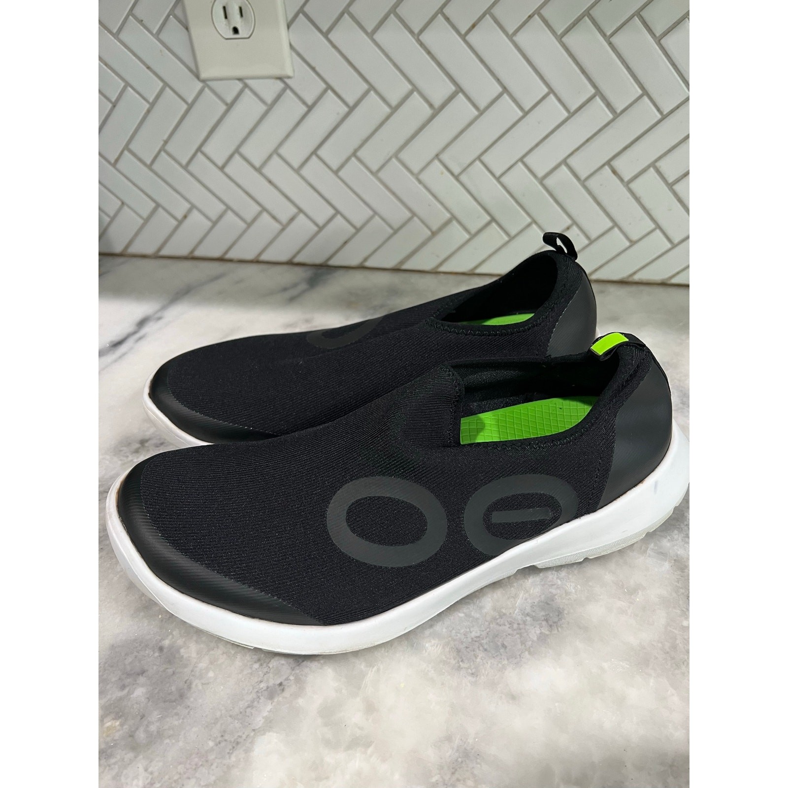 OOFOS OOmy Stride Black Slip On Recovery Shoes Men’s 11 EU 44 Lightweight