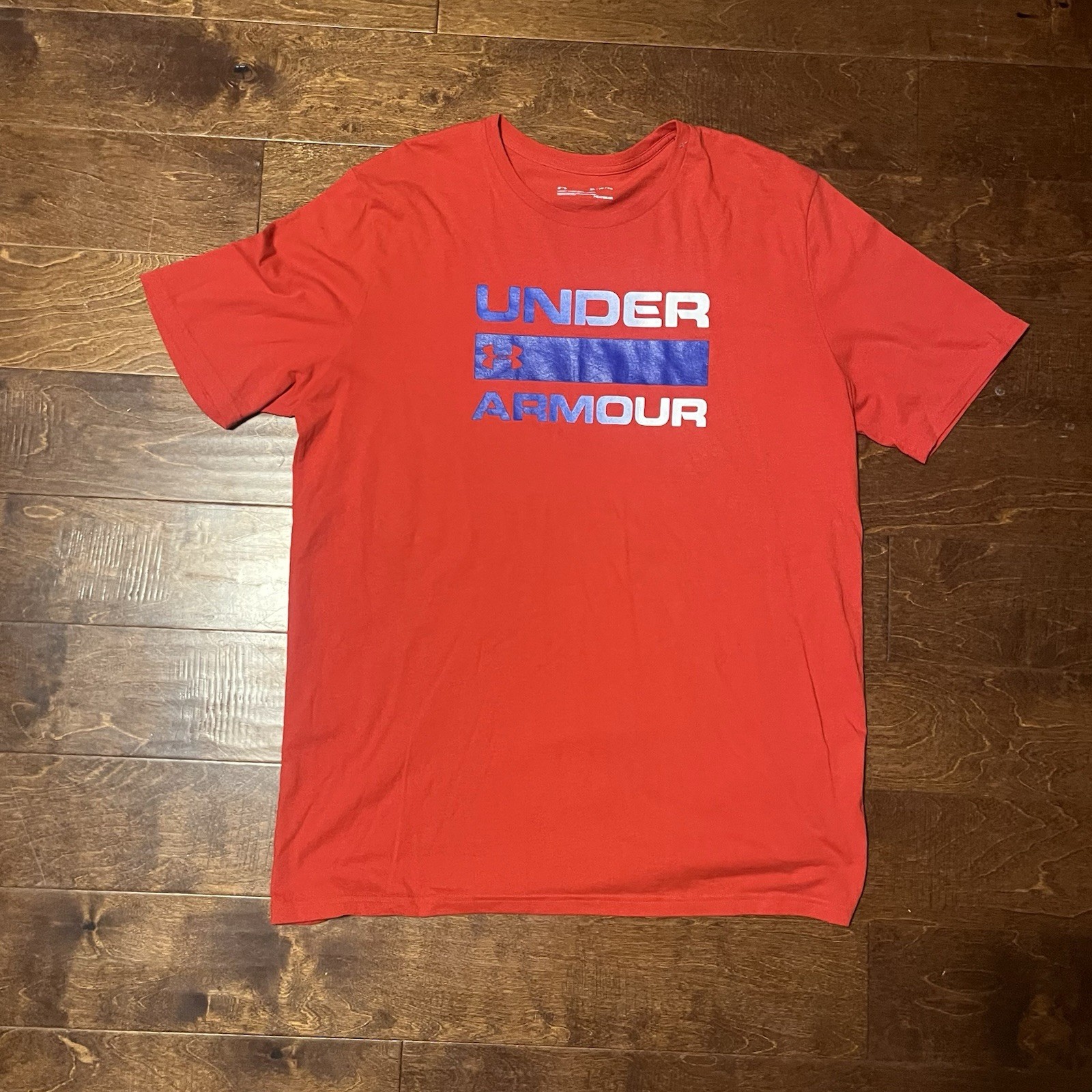 T Shirt Bundle 2 Shirts Under Armor And Nike Xl Breathable And Comfortable Made
