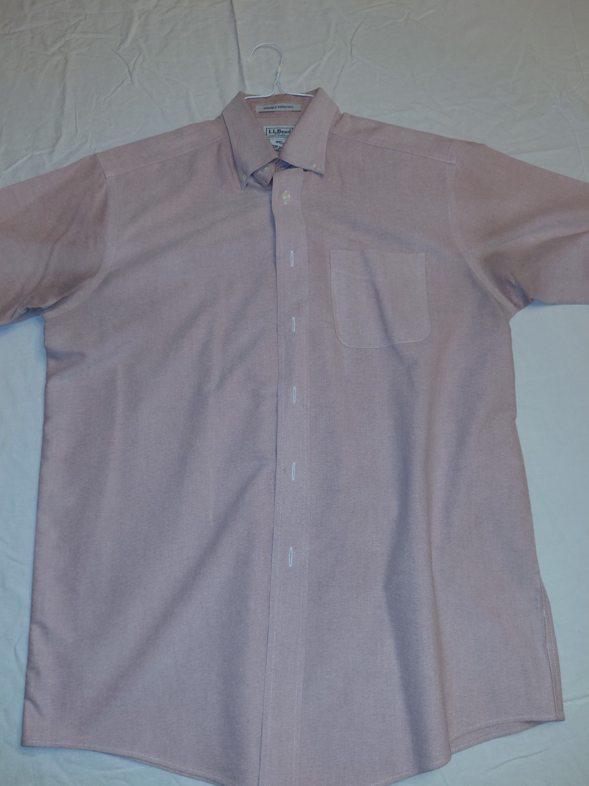 LL Bean Mens L Pink Wrik- Rest. 100% Pure Cotton Oxford Bicep-Sleeve Button Down