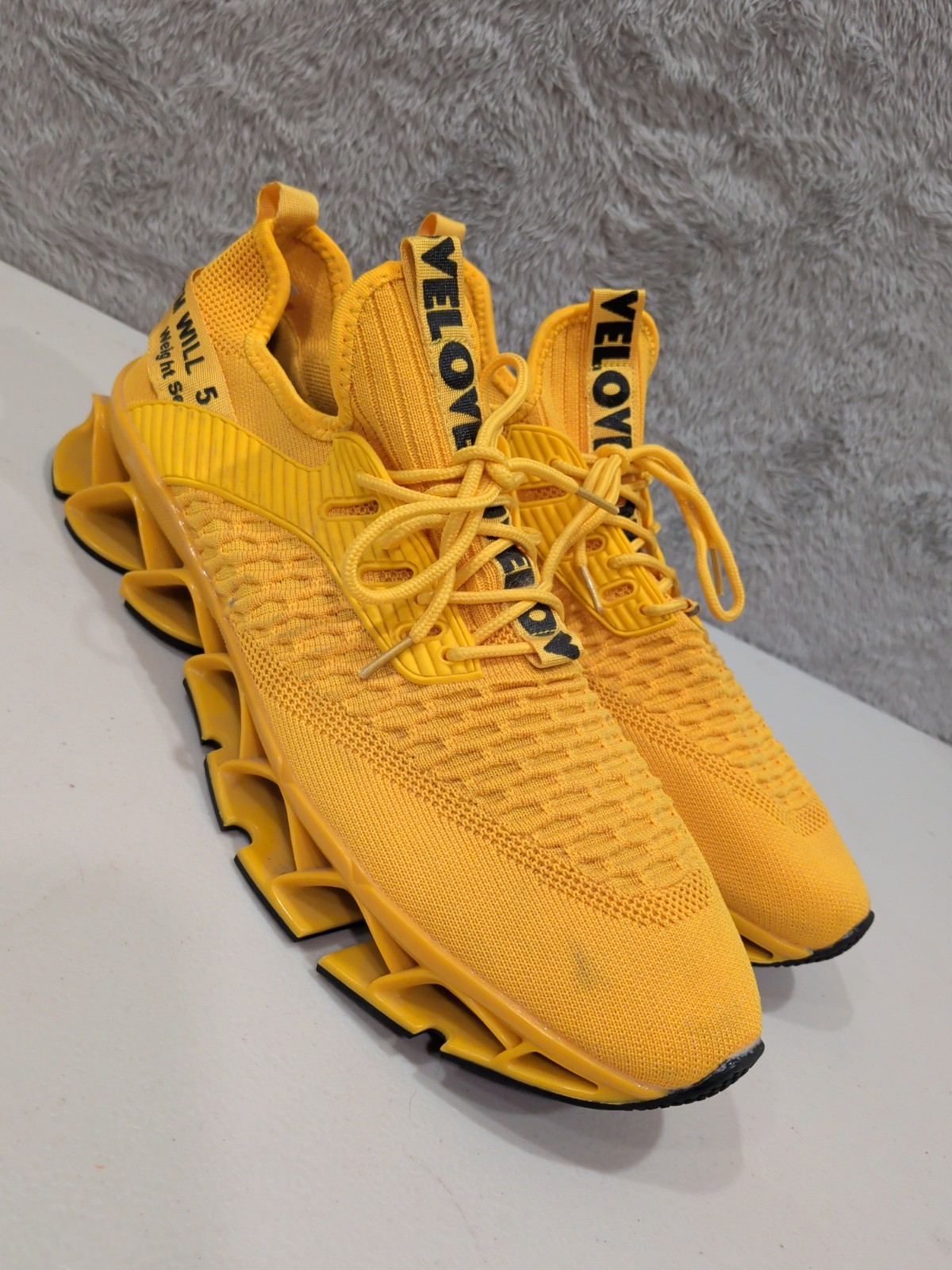 Cyiecw Men’s Running Shoes Blade Non Slip Fashion Sneakers Sz 13 Eu 47
