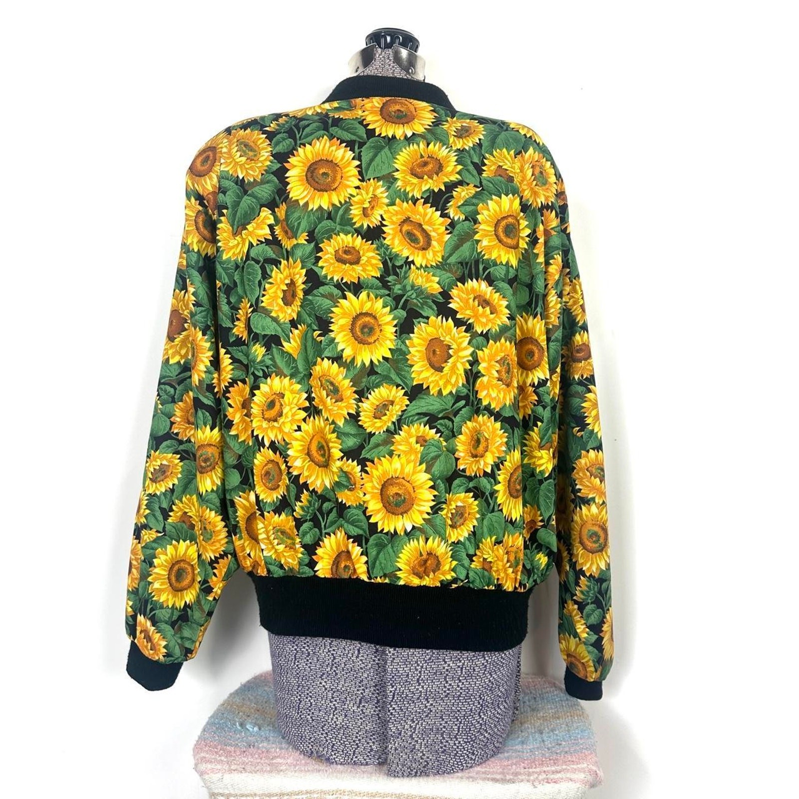 Vintage 90’s Sunflower All Over Print Bomber Jacket OSFM