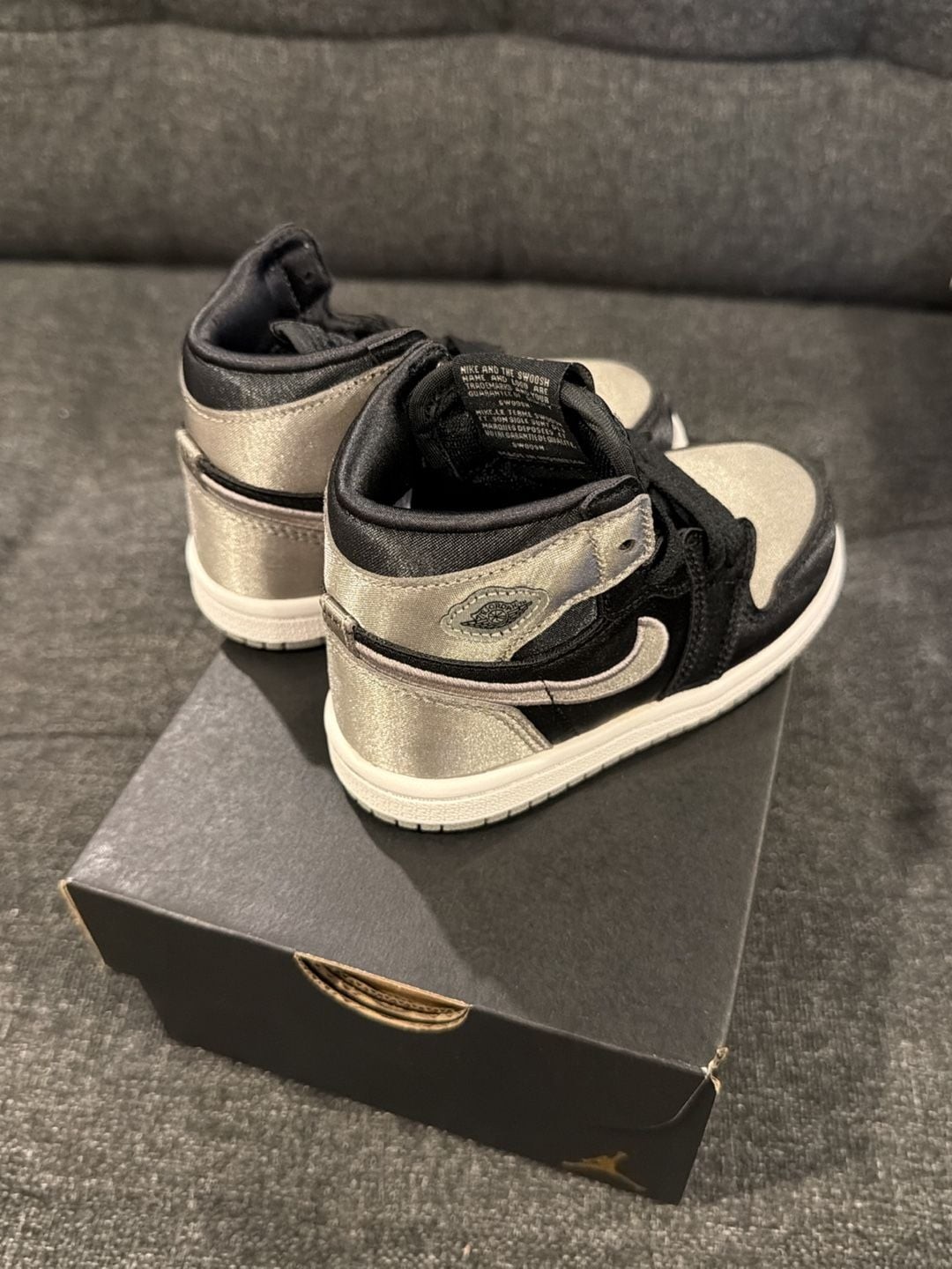 Nike Air Jordan 1 Retro High OG ‘Satin Shadow’ Toddler Shoes FD5305-010 – 7c