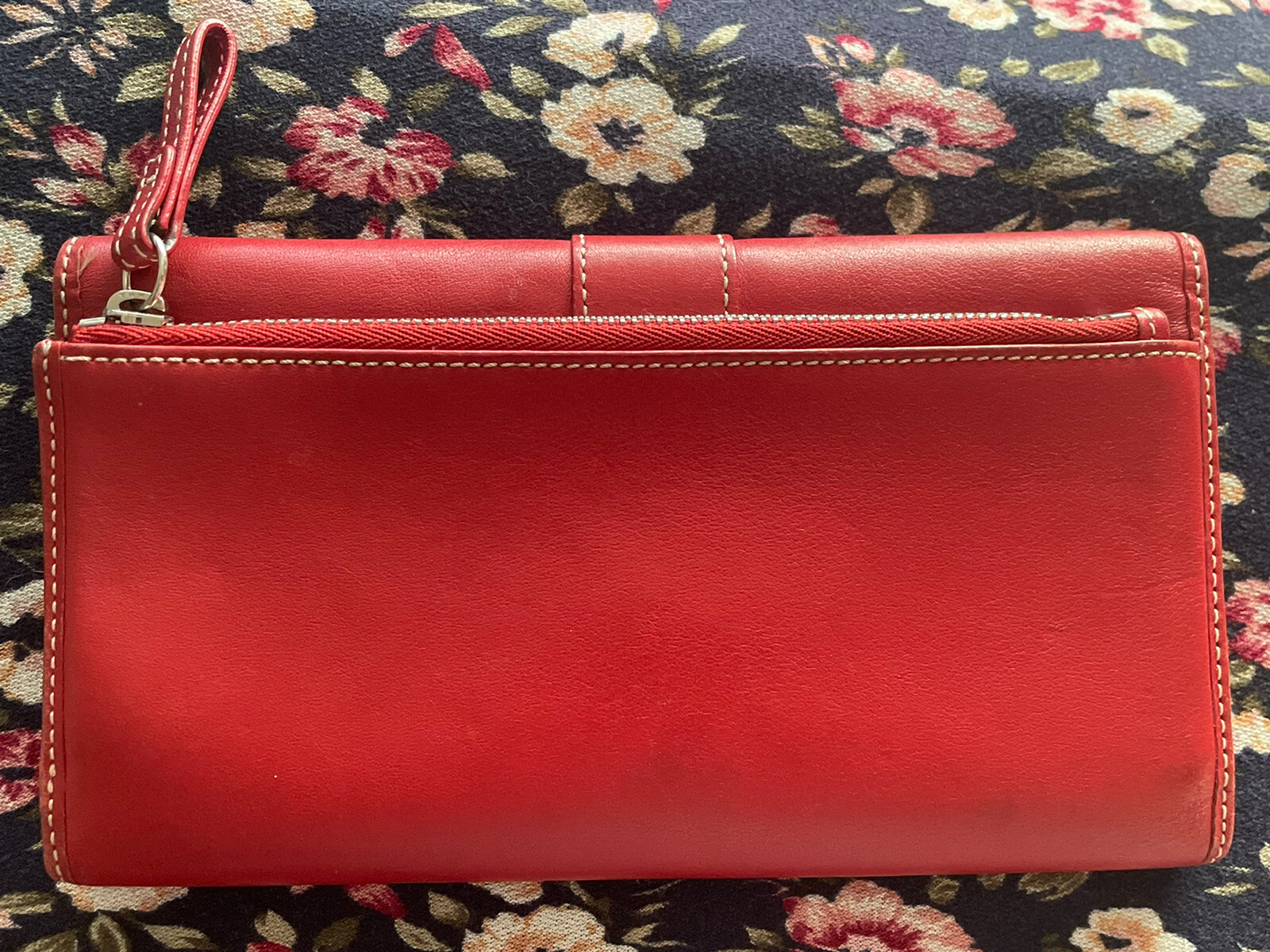 COACH Hampton Red Leather Trifold Envelope Wallet 7.75″x 4″