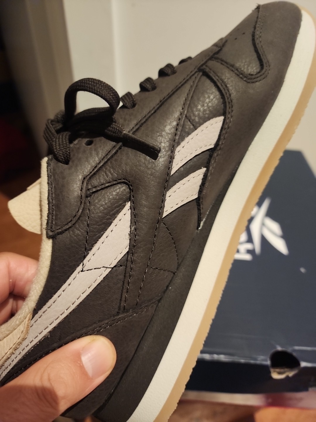 Reebok Classic Leather Premium Dark Brown 10 club c 85 Beige Tan Cream