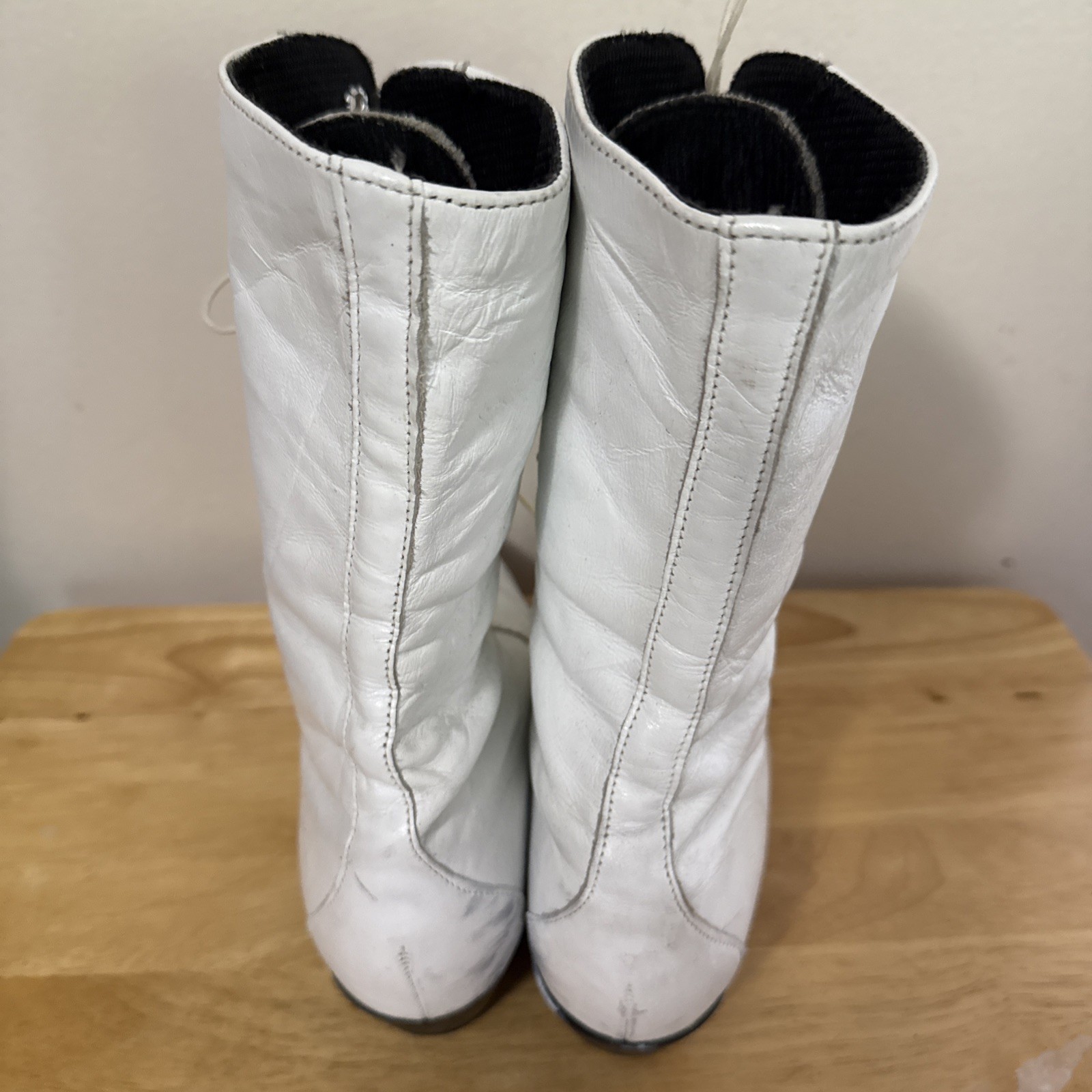 1980’s Loredo Leather White Victorian Style Prairie Boots Speed Lace Pointed 6.5