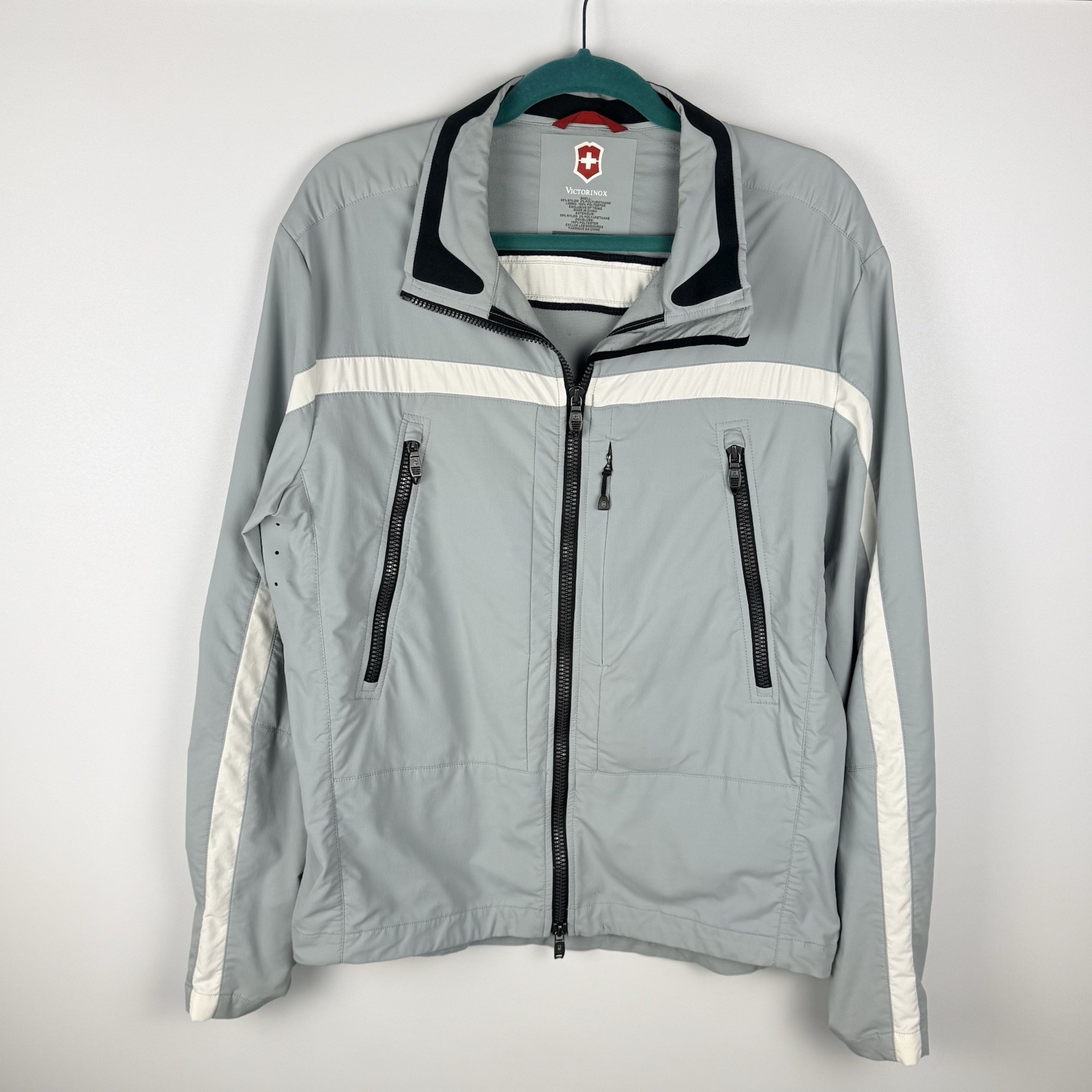 Victorinox Jacket Mens L Softshell Water-Resistant Gray Stretch Swiss Army Knife