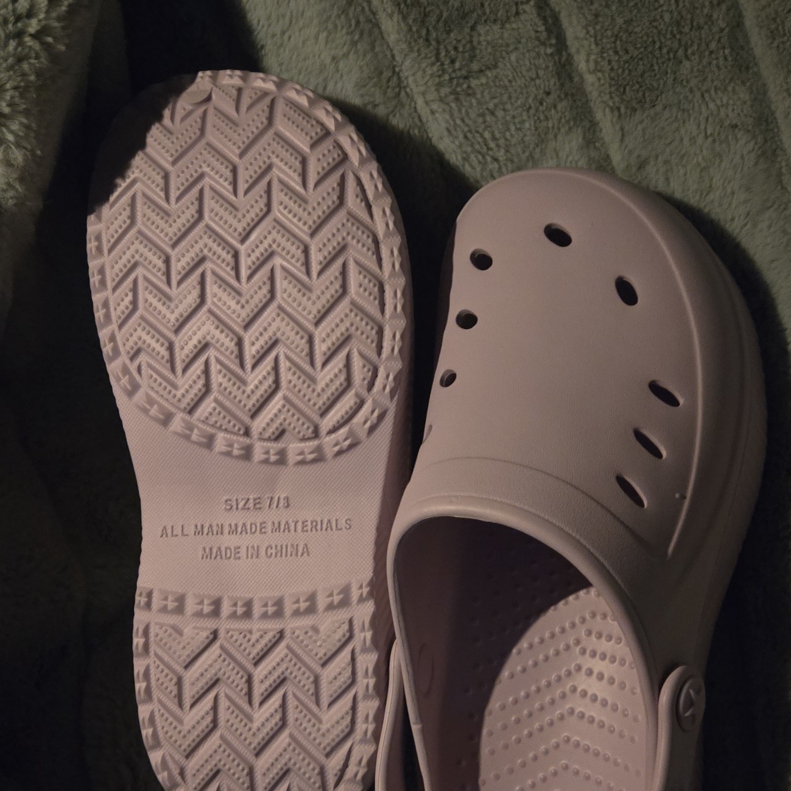 unisex Light Pink Slip-On Clog Sandals Breathable Man-Made Materials Size 7/8