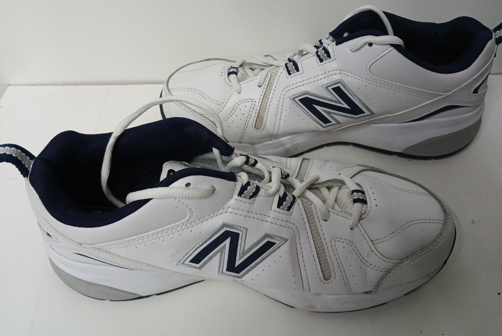 New Balance 608 WN5 Sneakers Men’s White Leather Lace-Up Low Top Size 9.5 4E